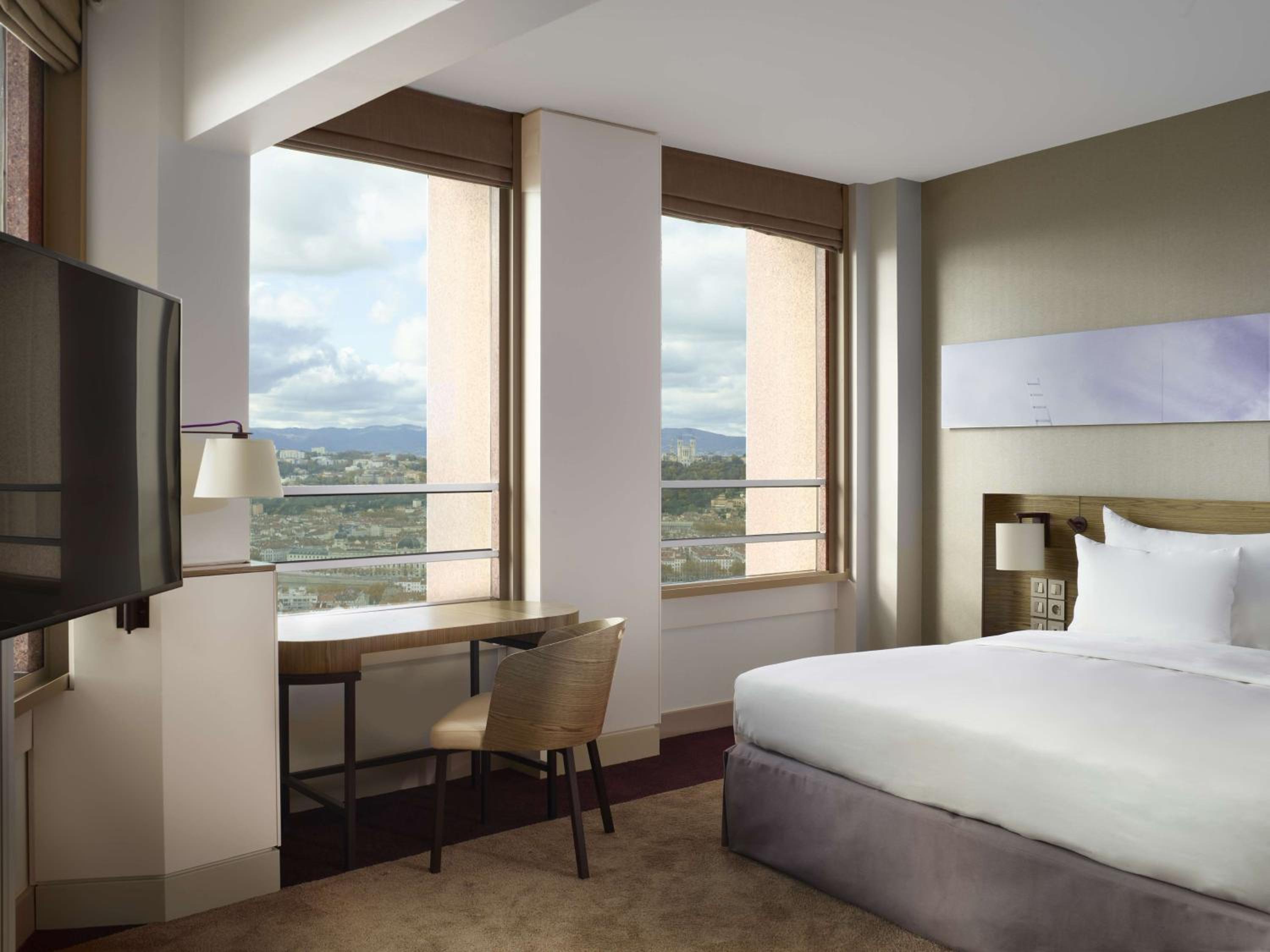 Junior Suite with Panoramic Old Town View - Photo 1