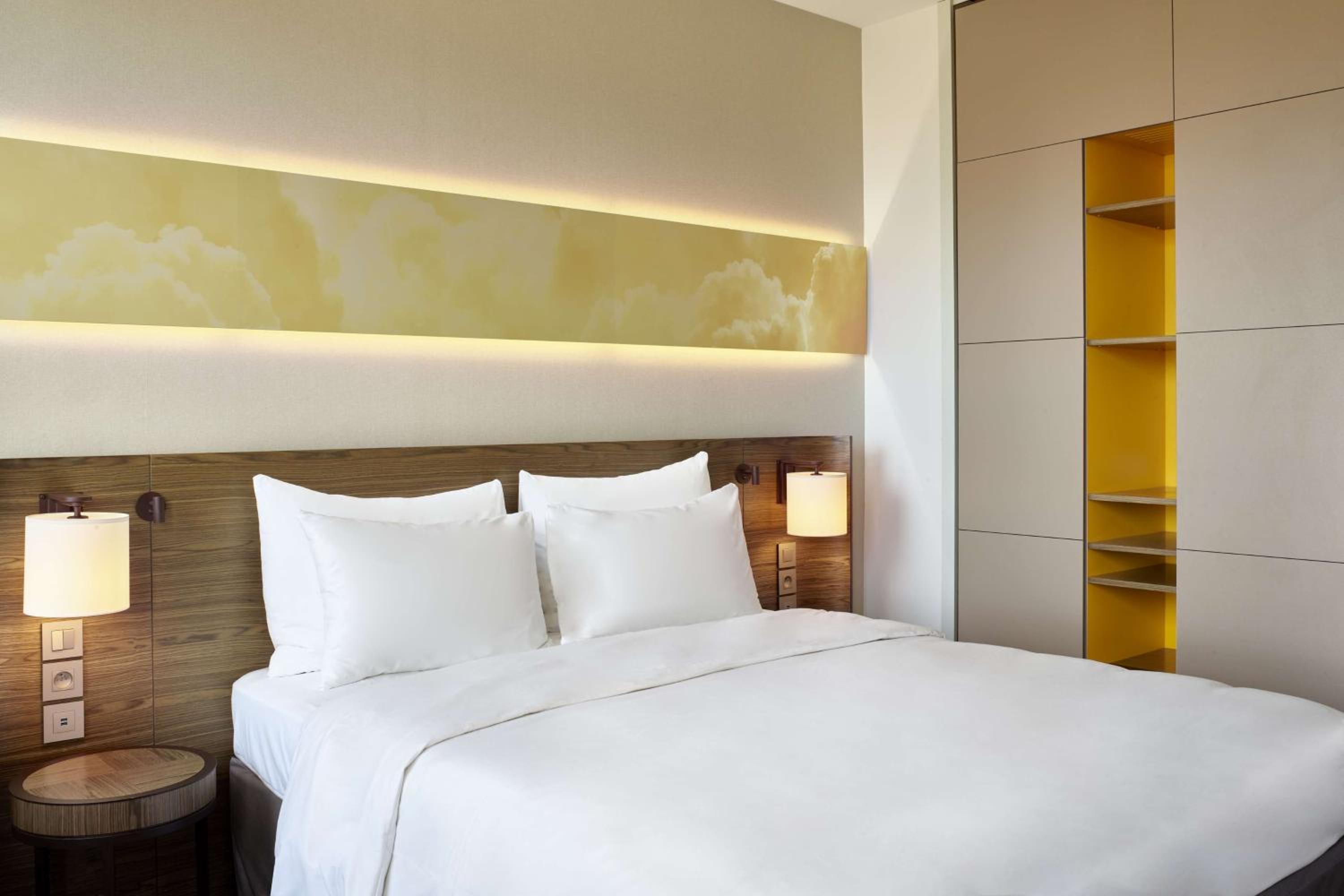 Superior Room with Monts d'Or view - Photo 1