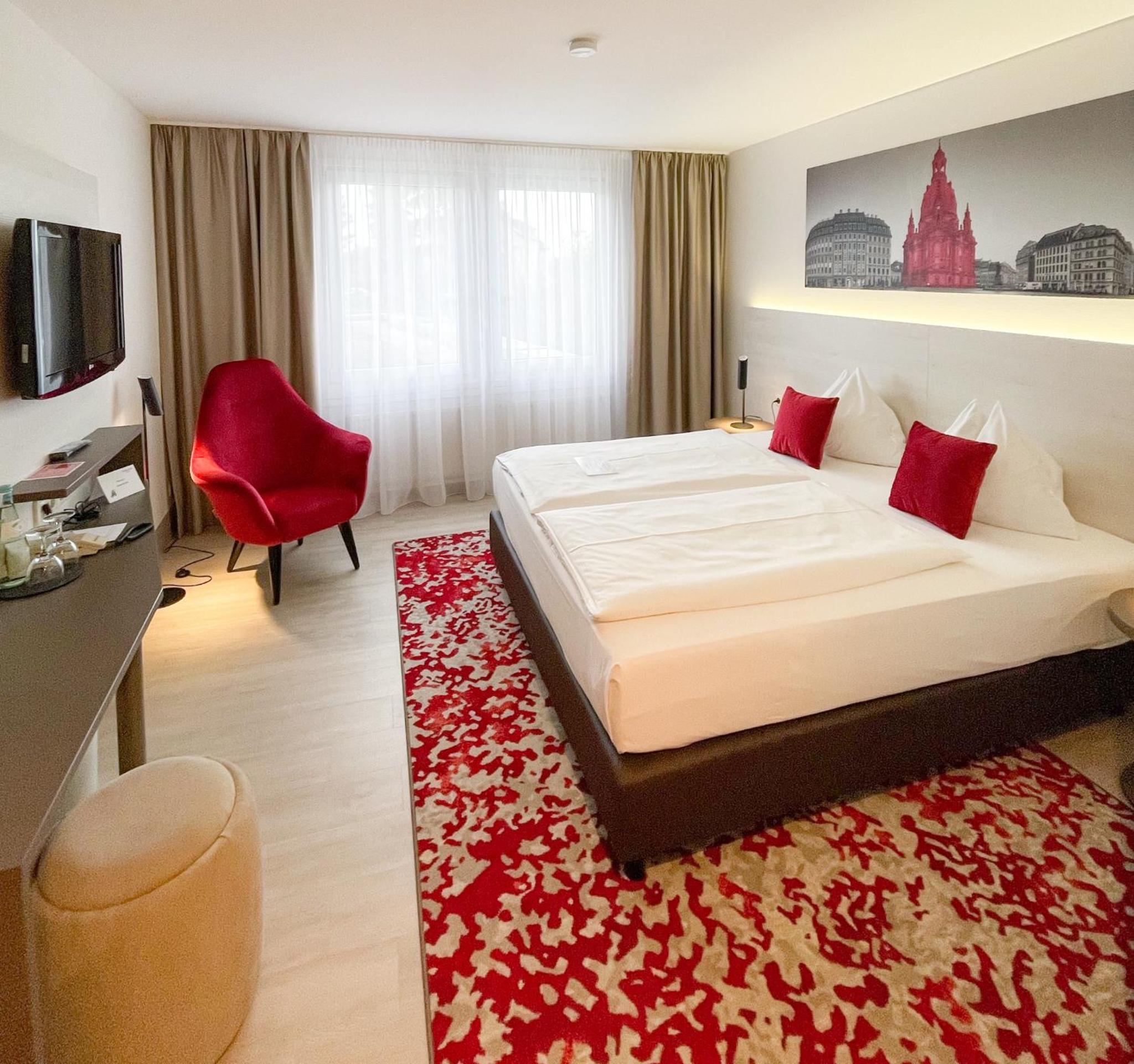 Standard Queen Room - Photo 4