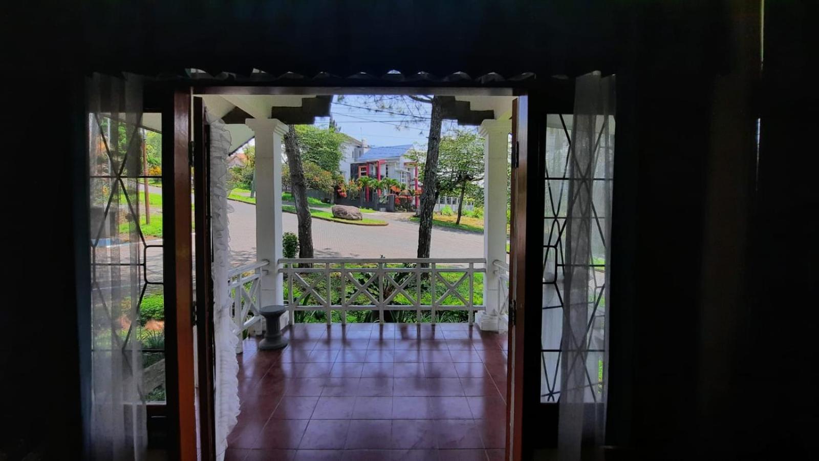 Two-Bedroom Villa - Photo 11