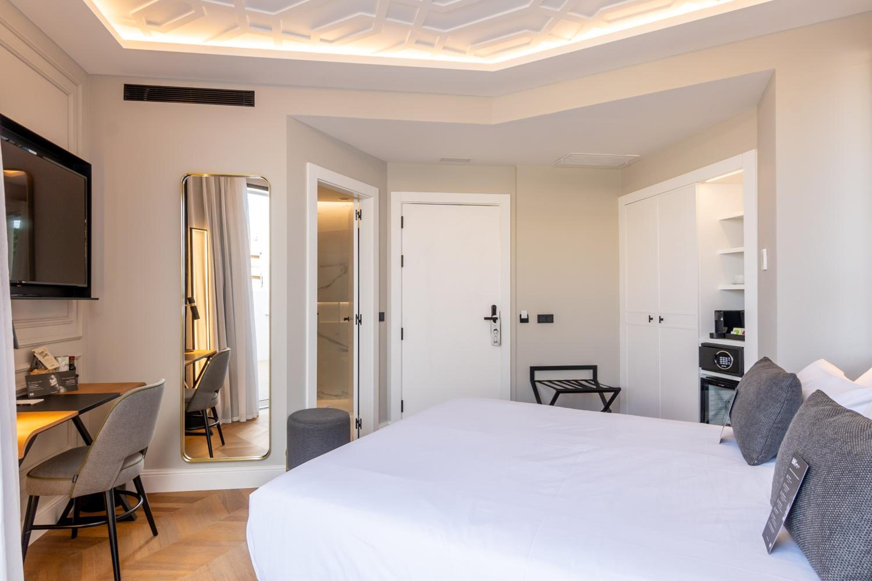 Premium Terrace - Photo 3