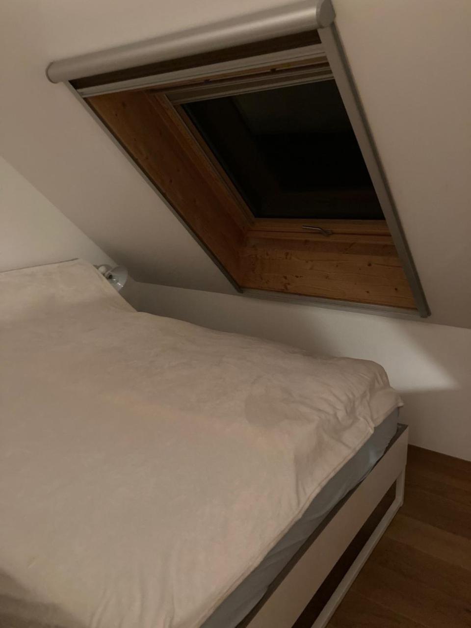 Studio Apartment - Photo 1