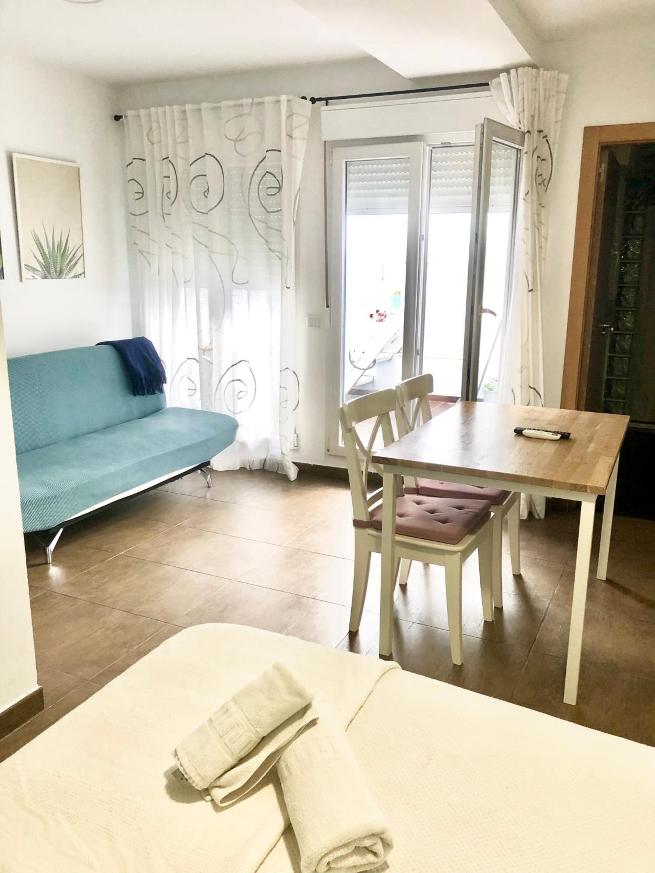 Estudio con terraza