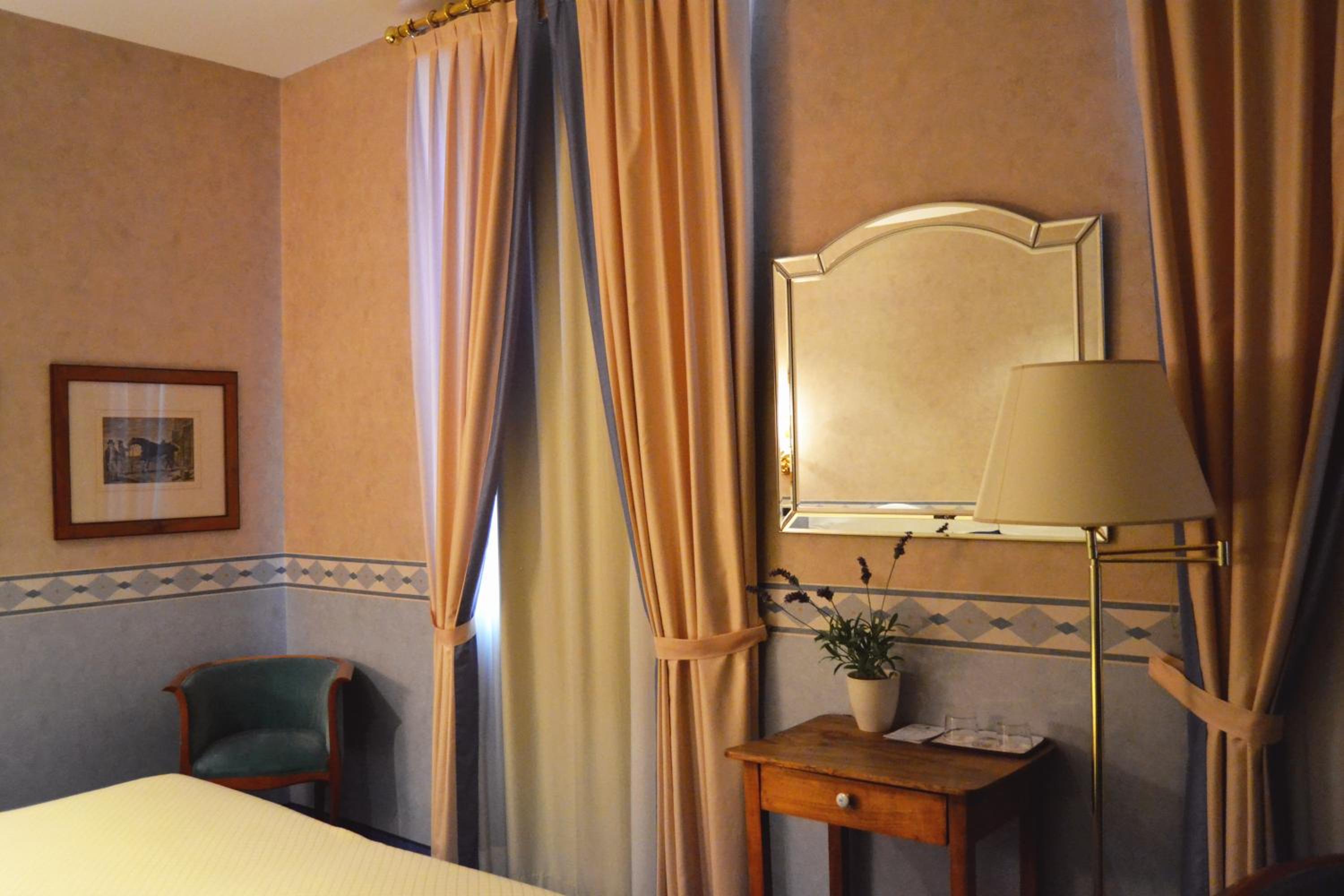 Superior Double or Twin Room - Photo 2