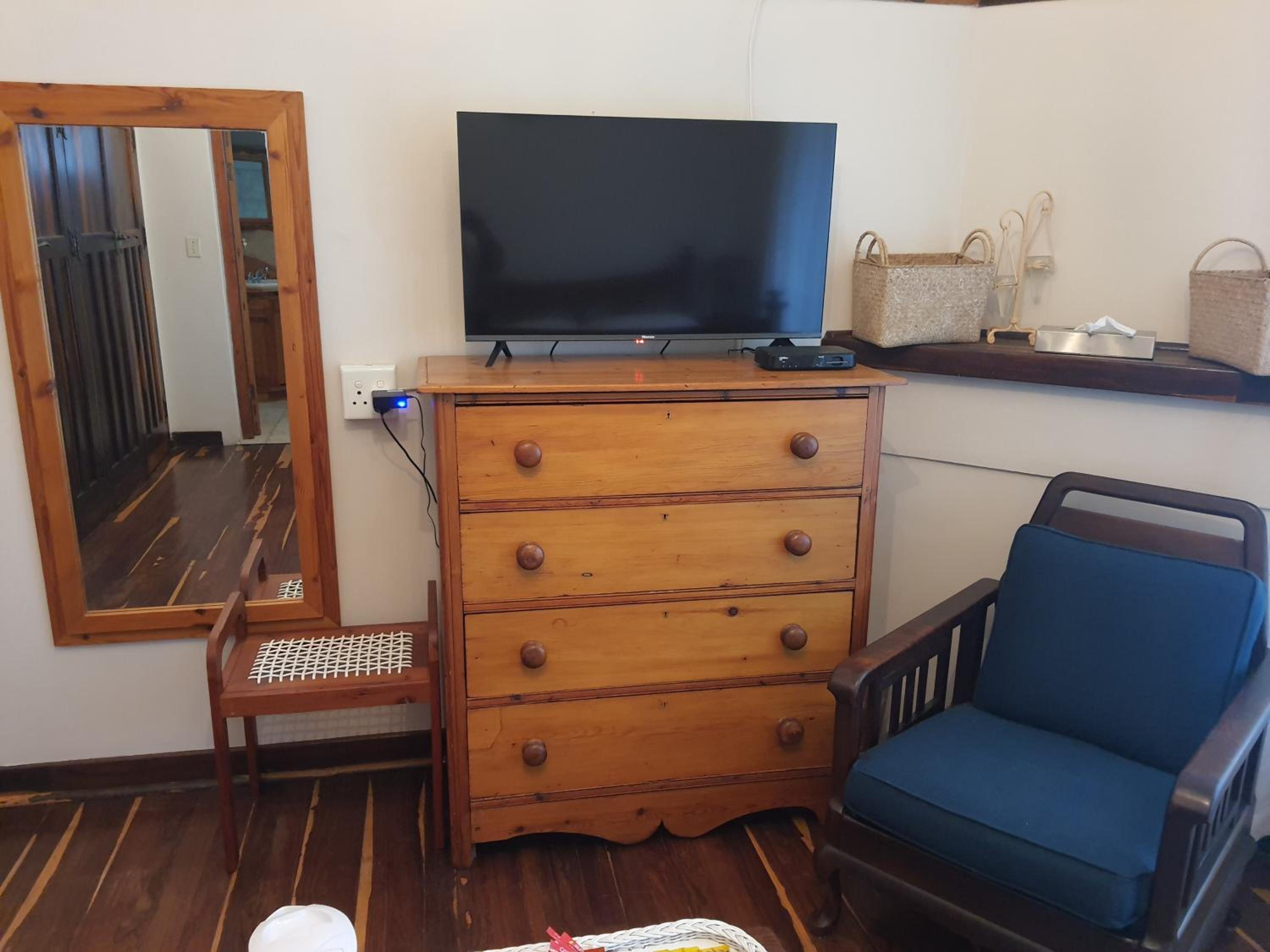 Double Room - Photo 4