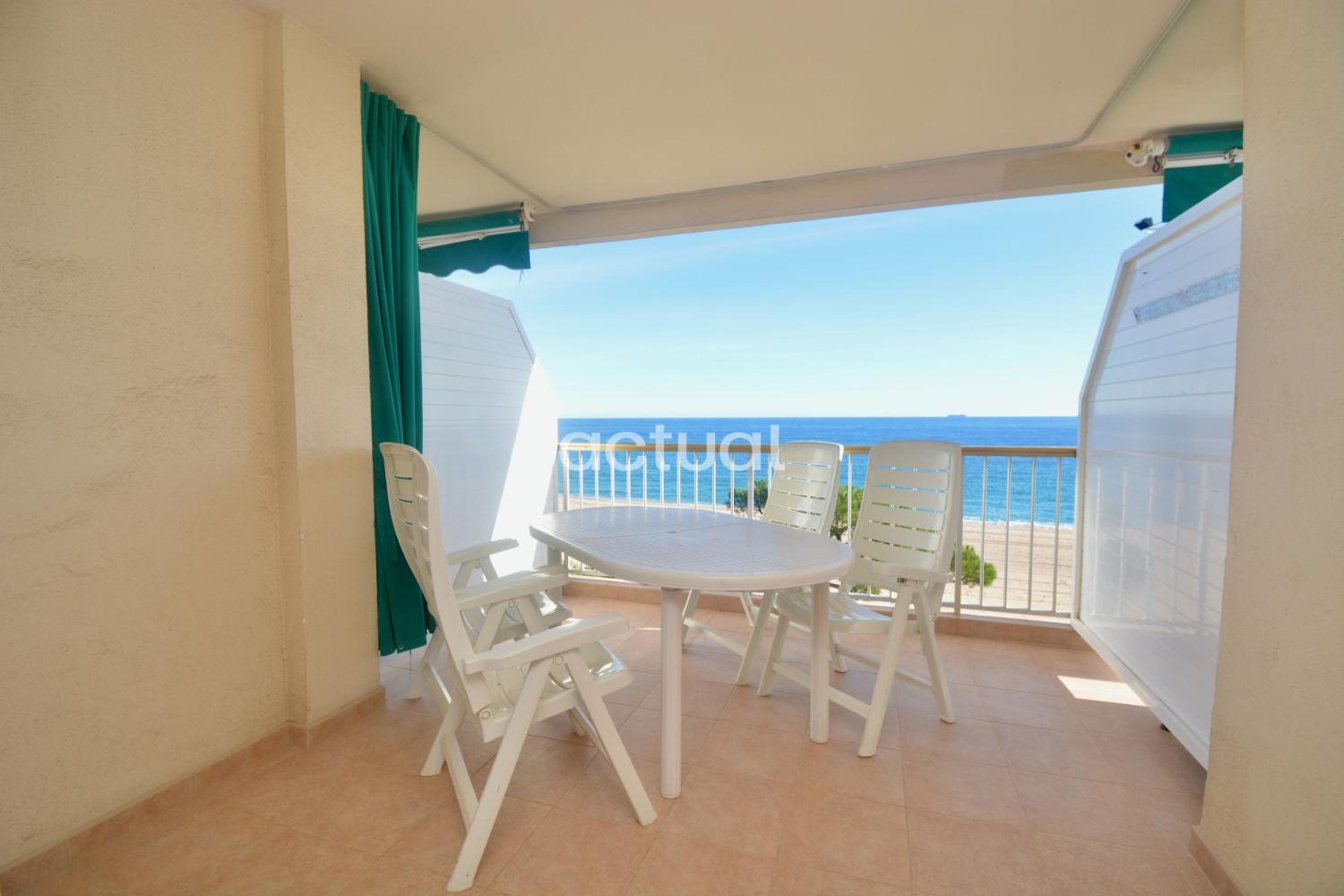 Apartamento con vista al mar