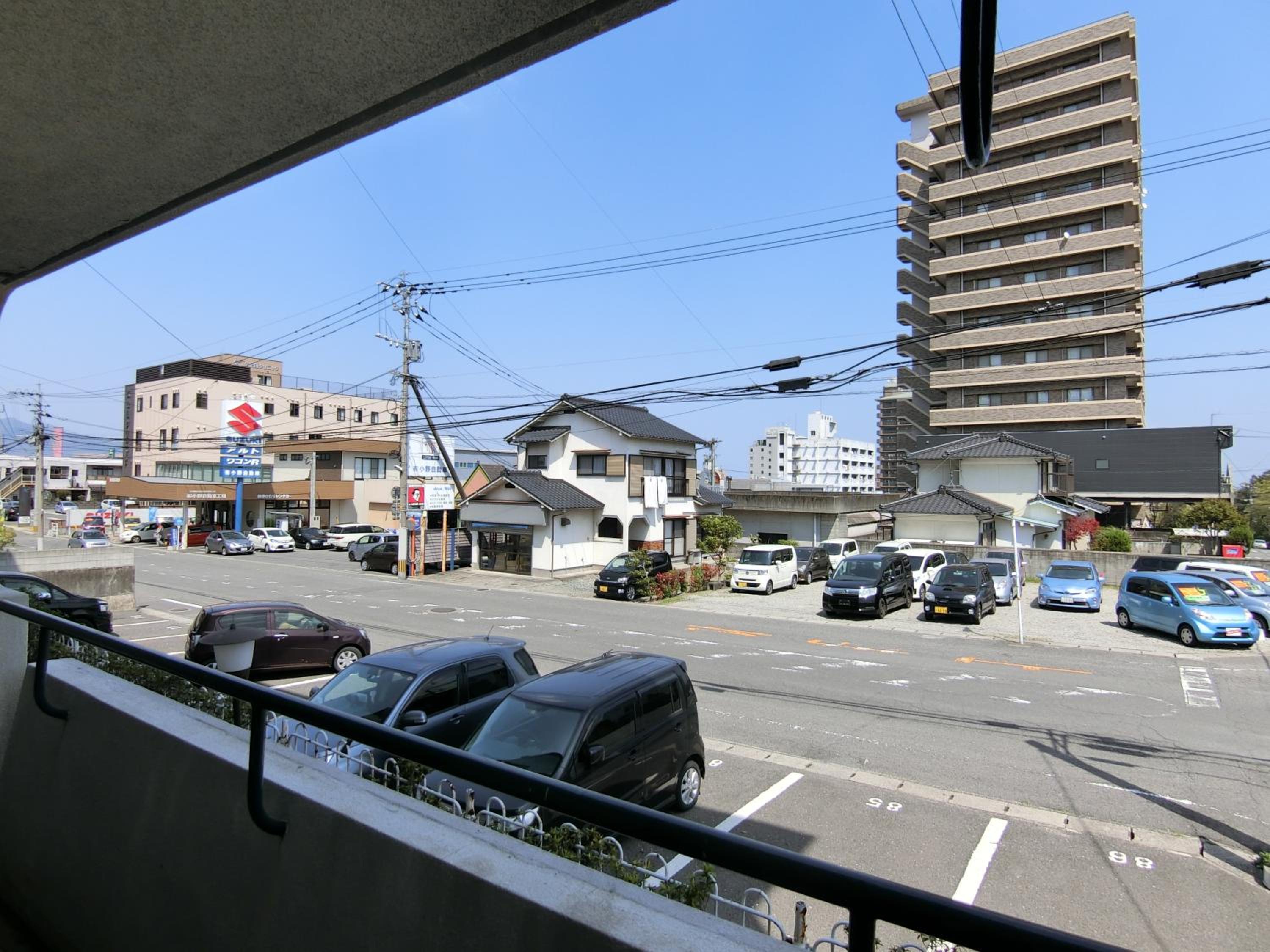 Apartment photo 2