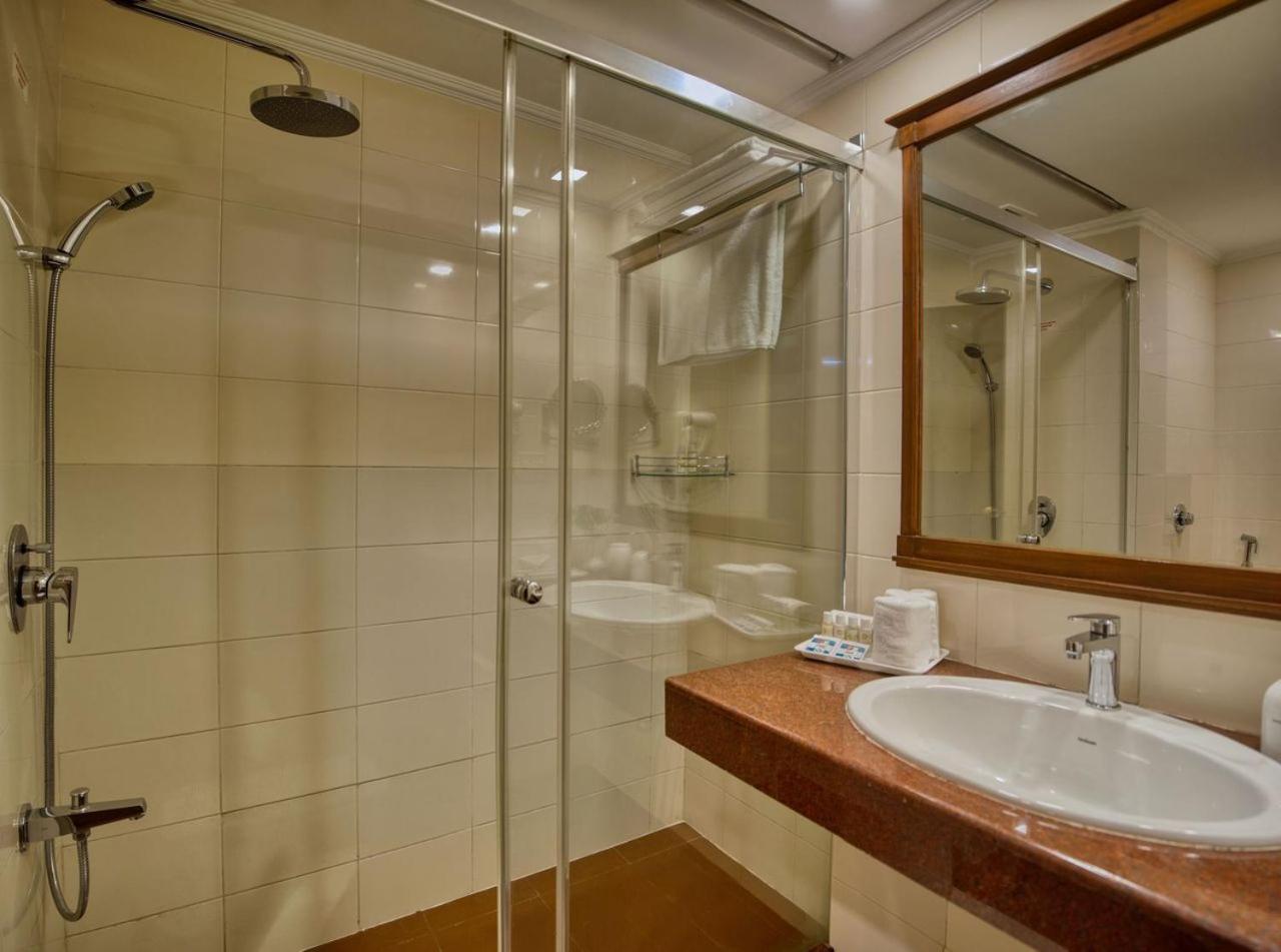 Deluxe Double or Twin Room - Photo 3
