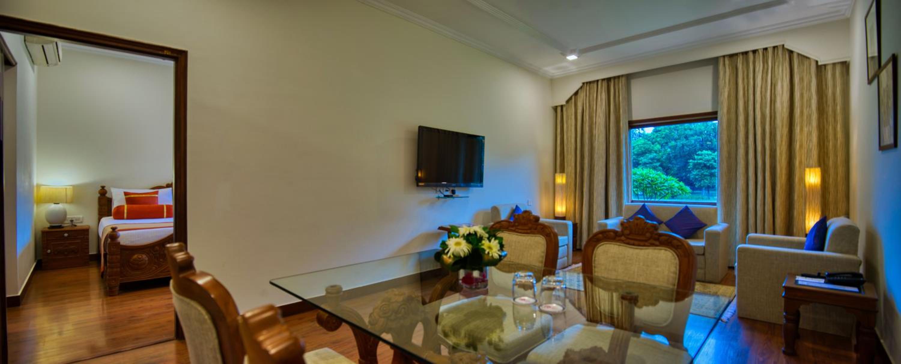 Deluxe Suite - Photo 1