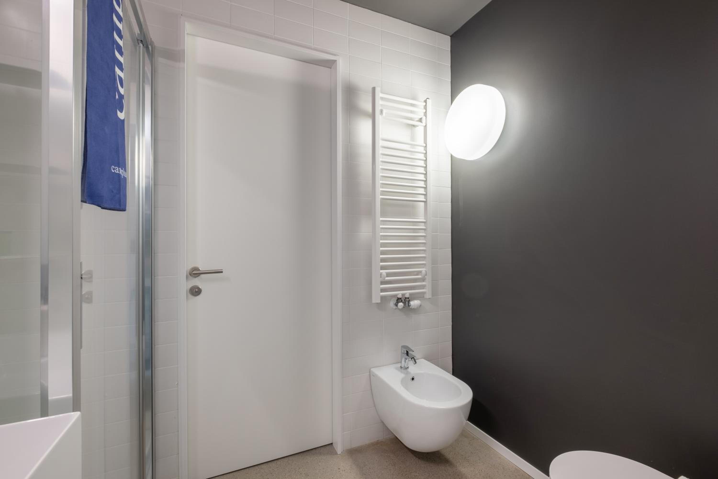 Standard Single Room with Shared Bathroom photo 3