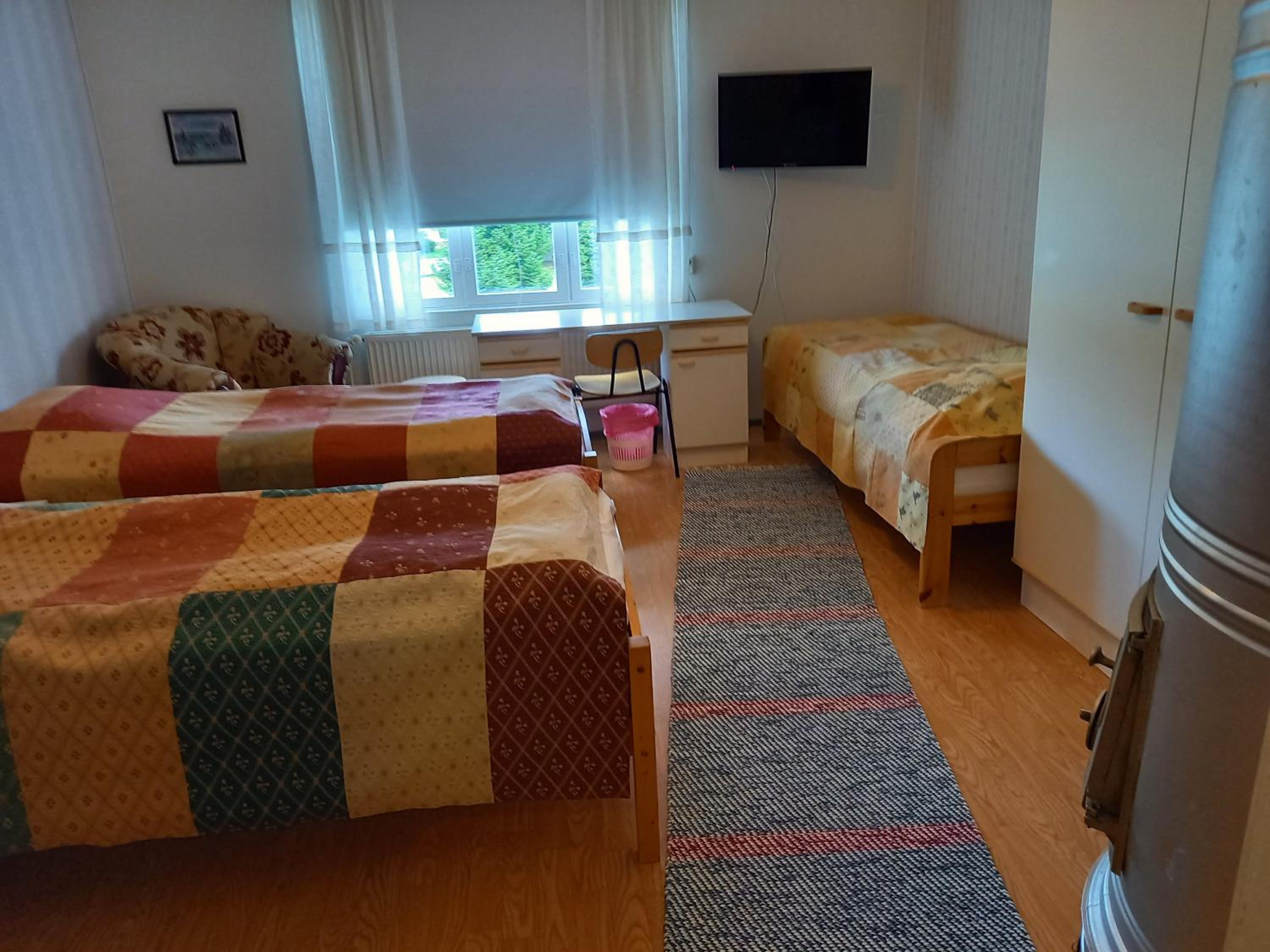 Triple Room with Shared Bathroom photo 2