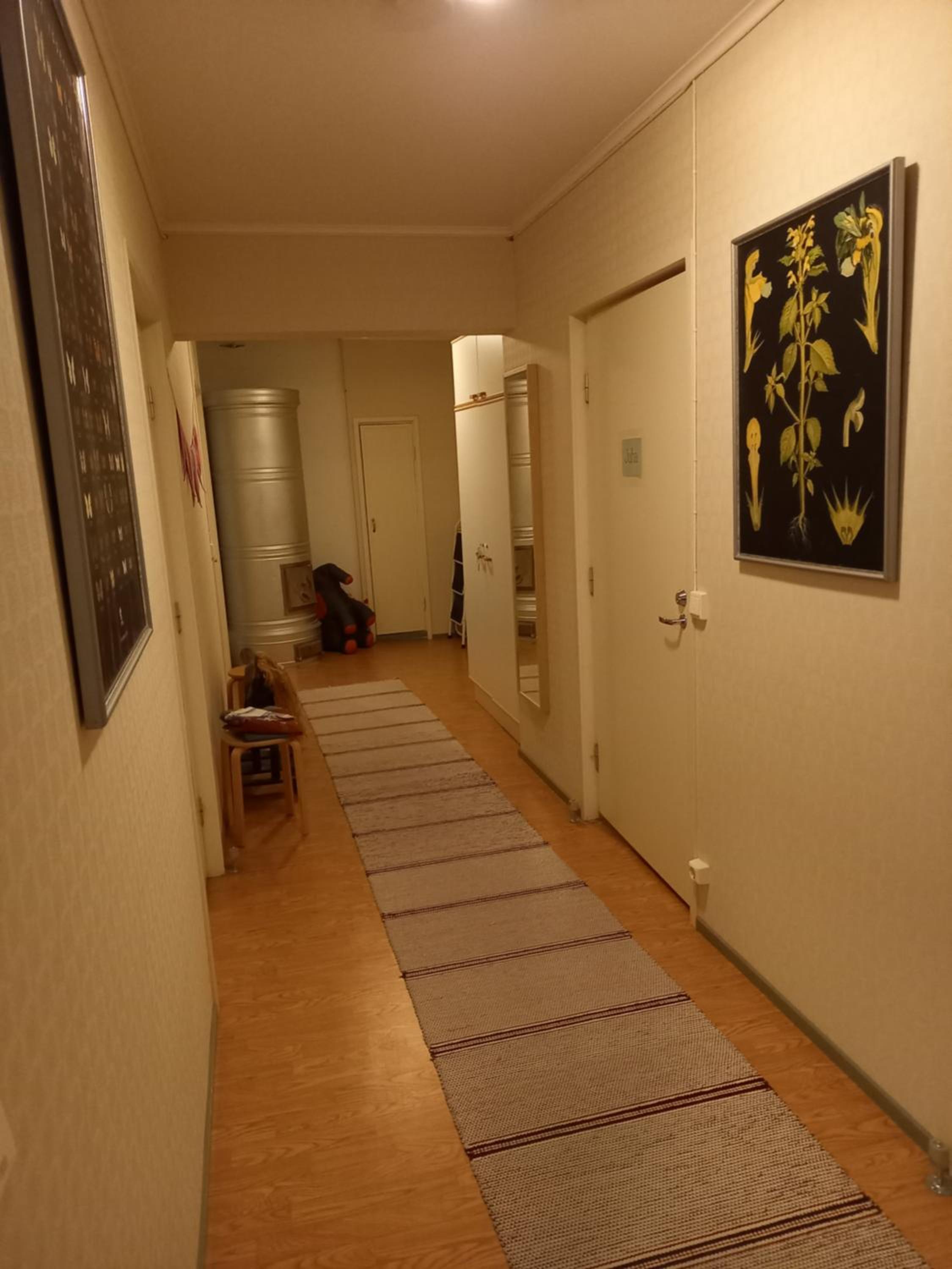Twin Room with Shared Bathroom photo 2