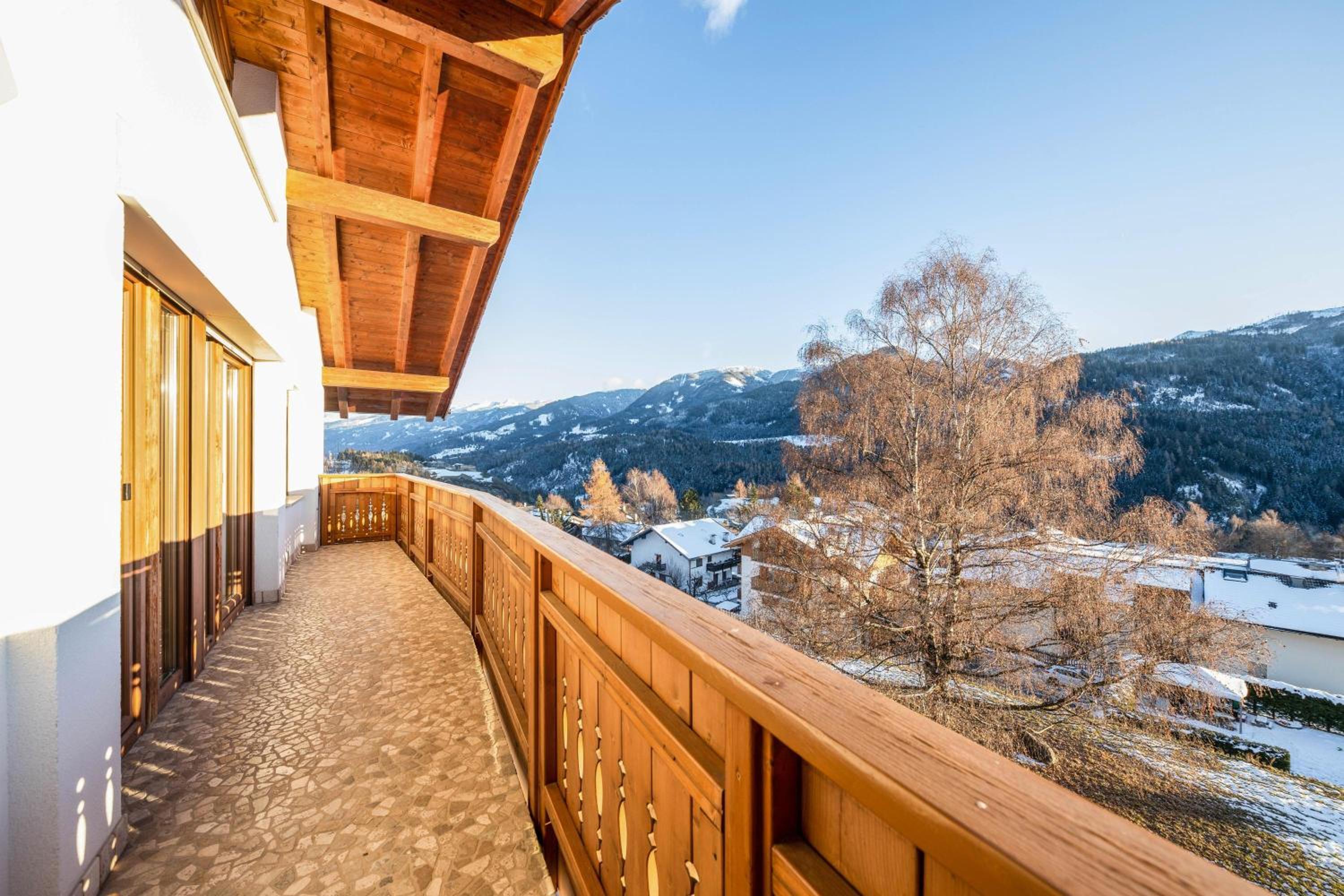 Superior Apartment with City View photo 2