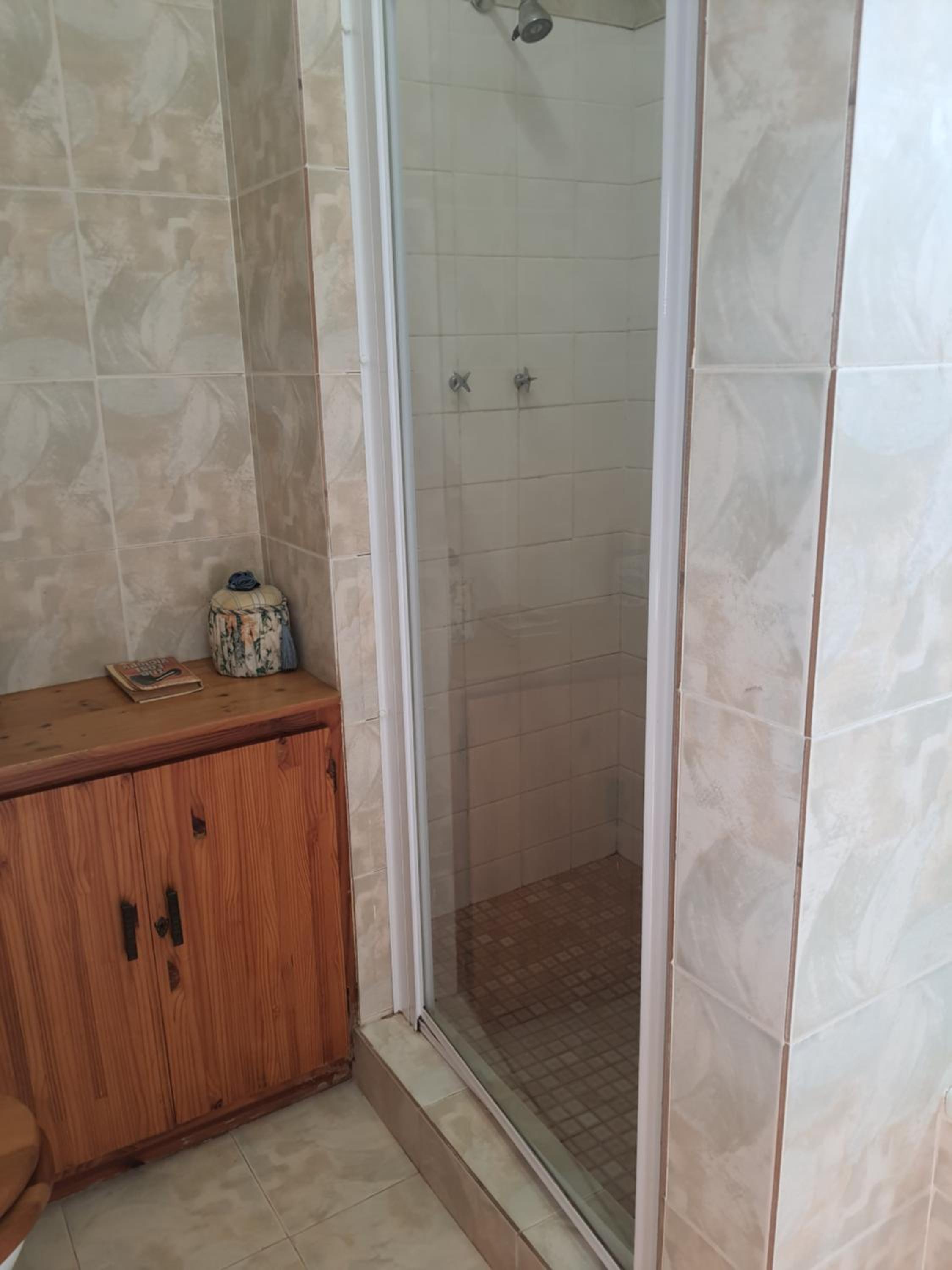 Family Room with Bathroom - Photo 8