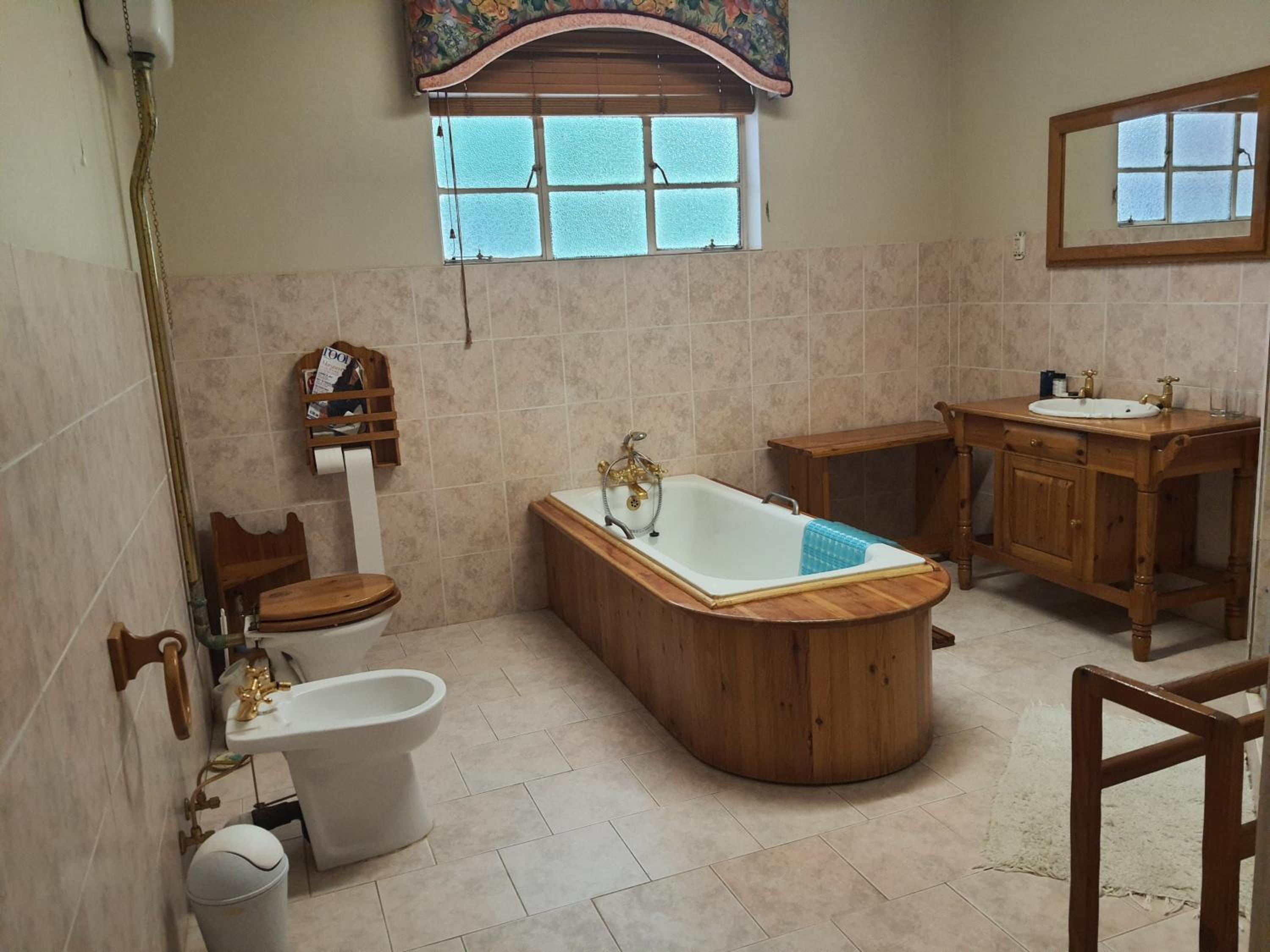 Family Room - Photo 4