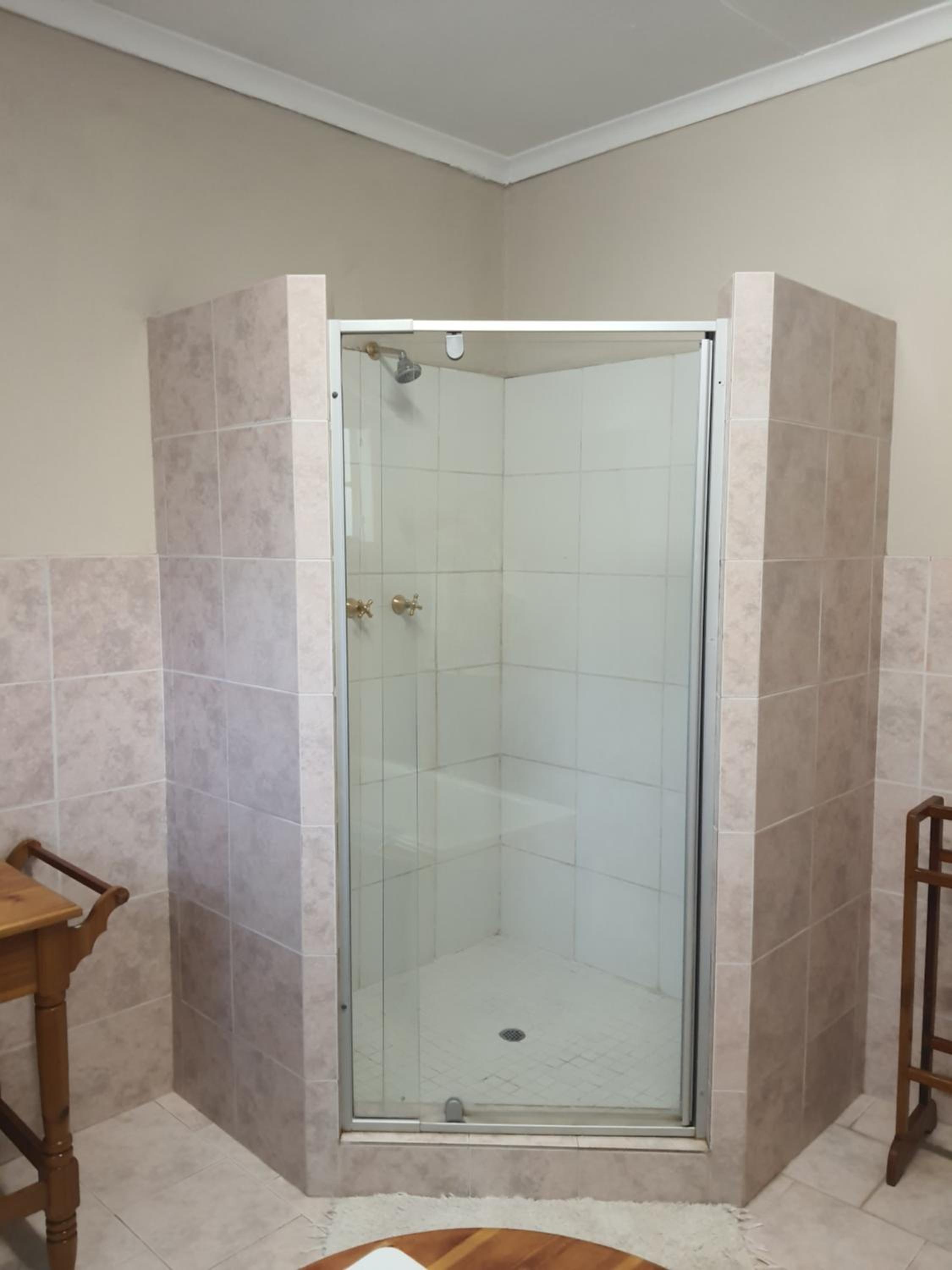 Family Room - Photo 10