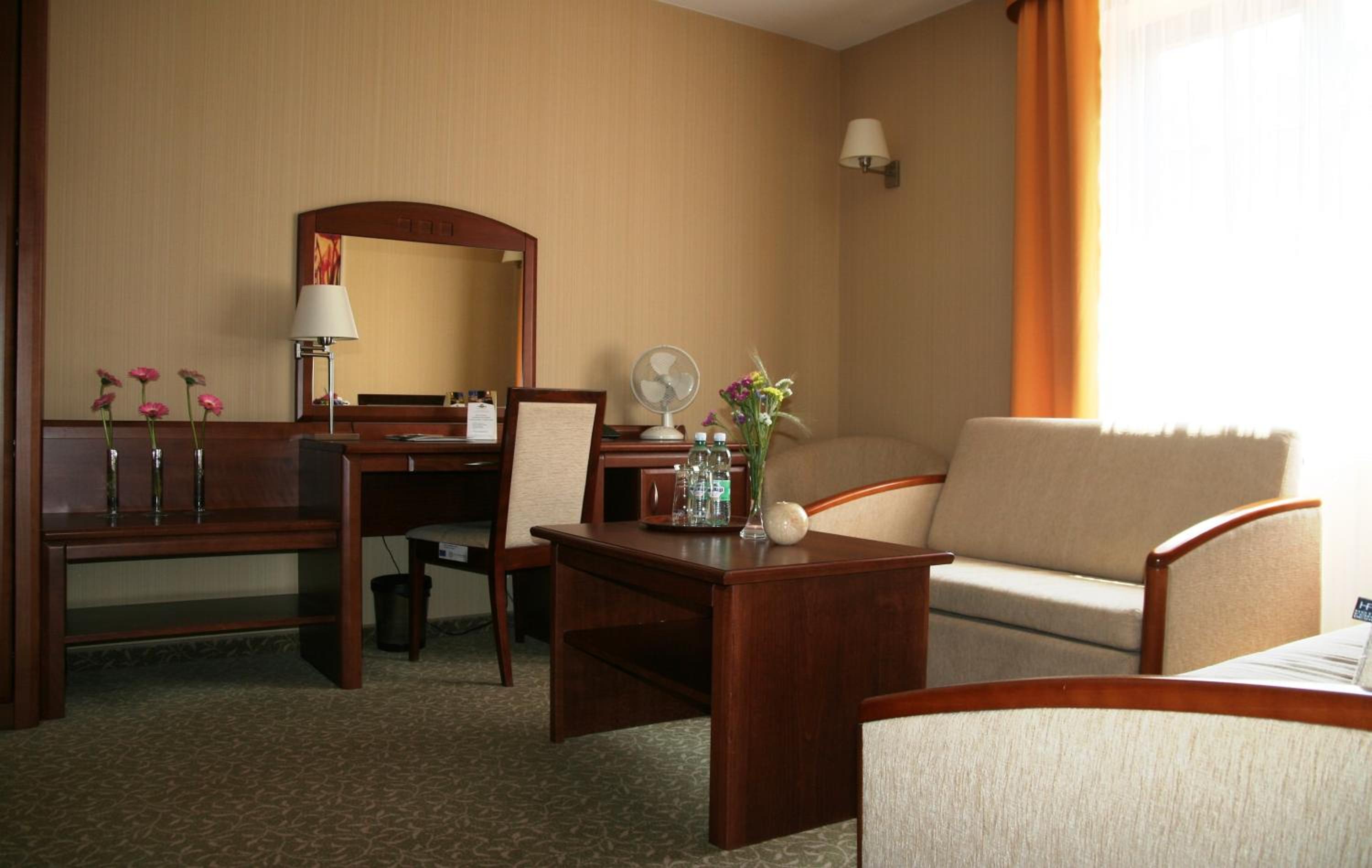 Deluxe Family Room (4 Adults) photo 3