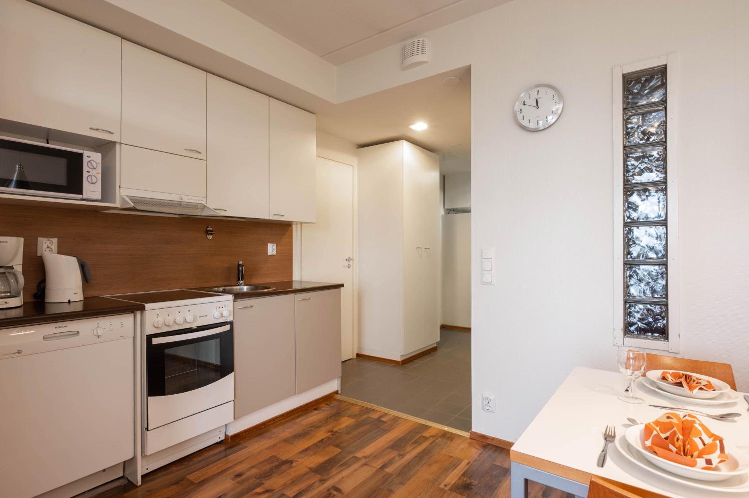 Three-Bedroom Apartment - Photo 15