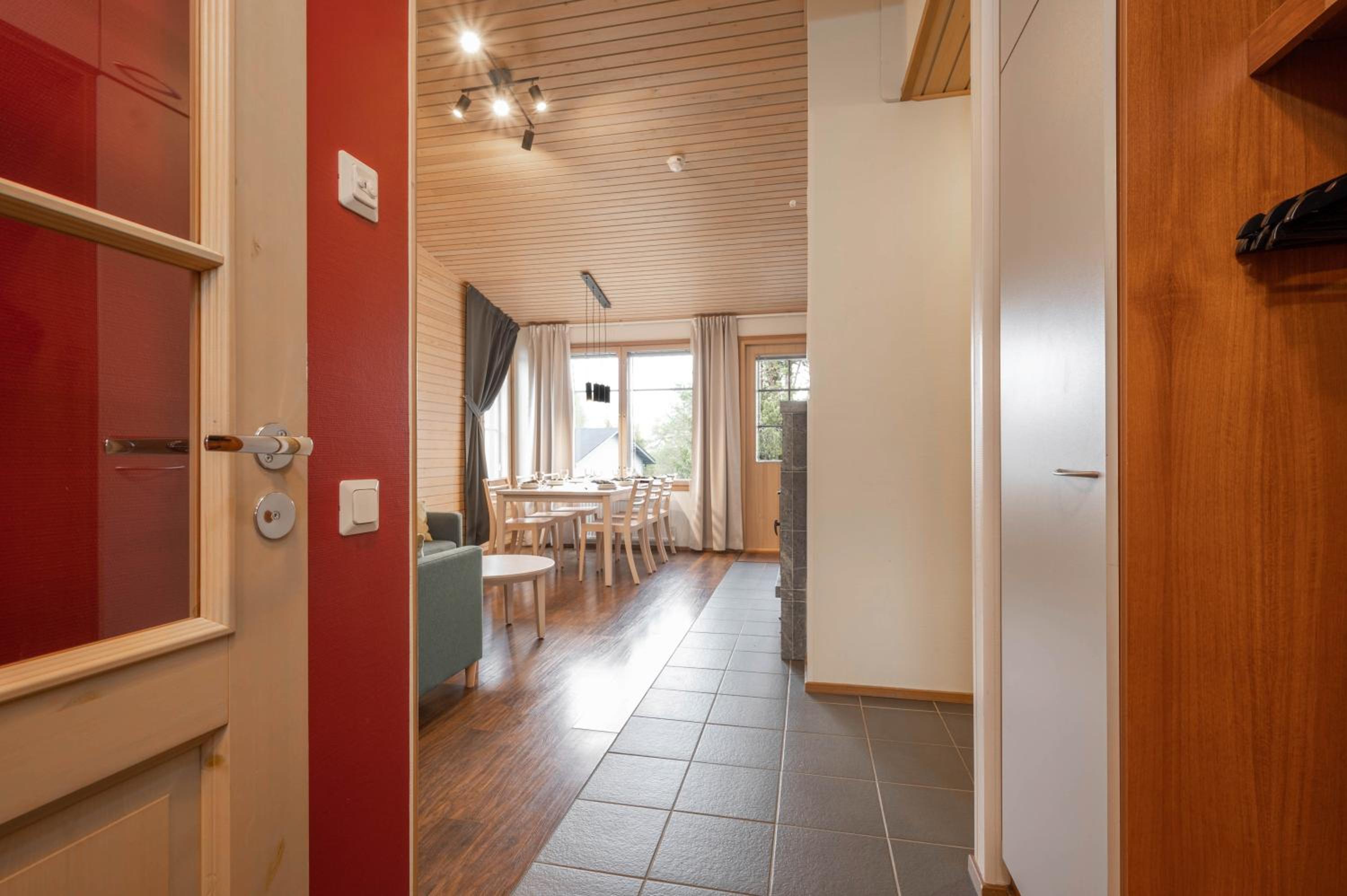 Two-Bedroom Apartment - Photo 6