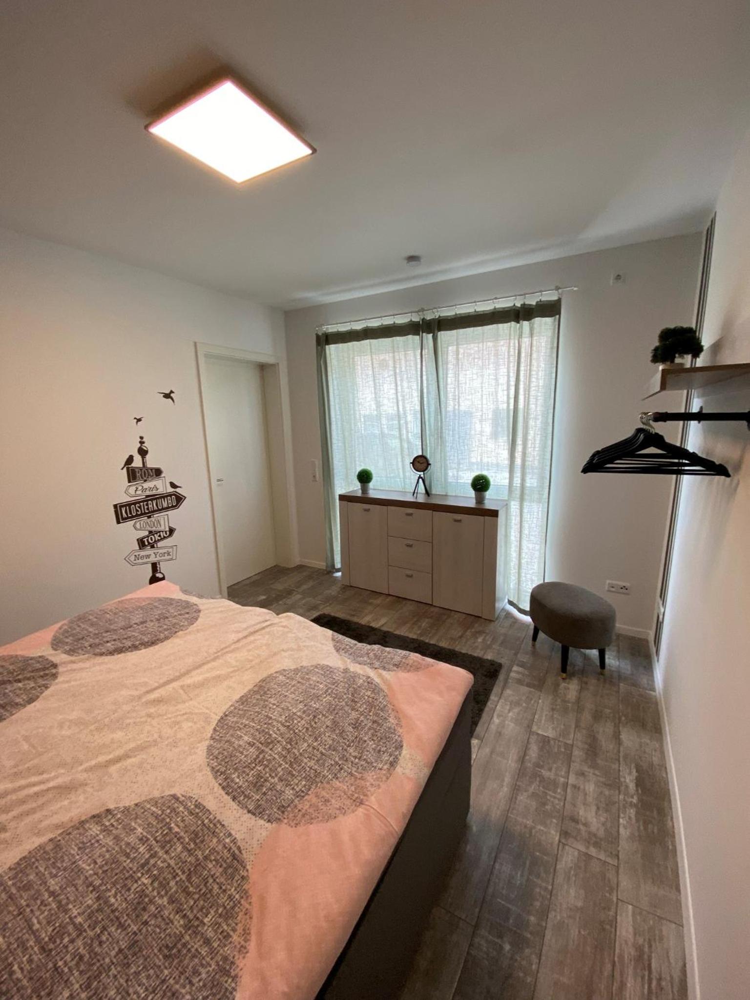 One-Bedroom Apartment photo 3