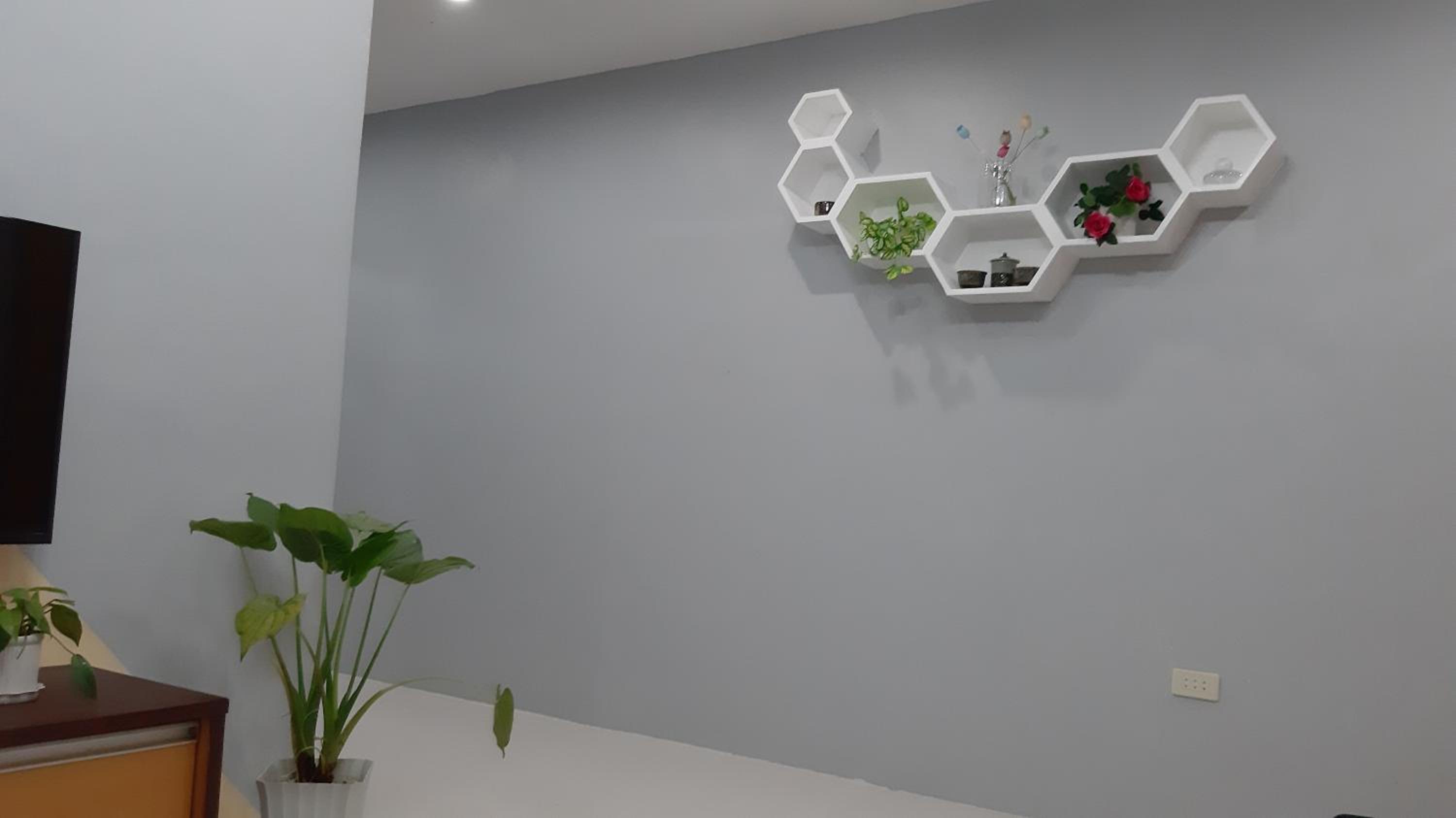 One-Bedroom Apartment - Photo 19