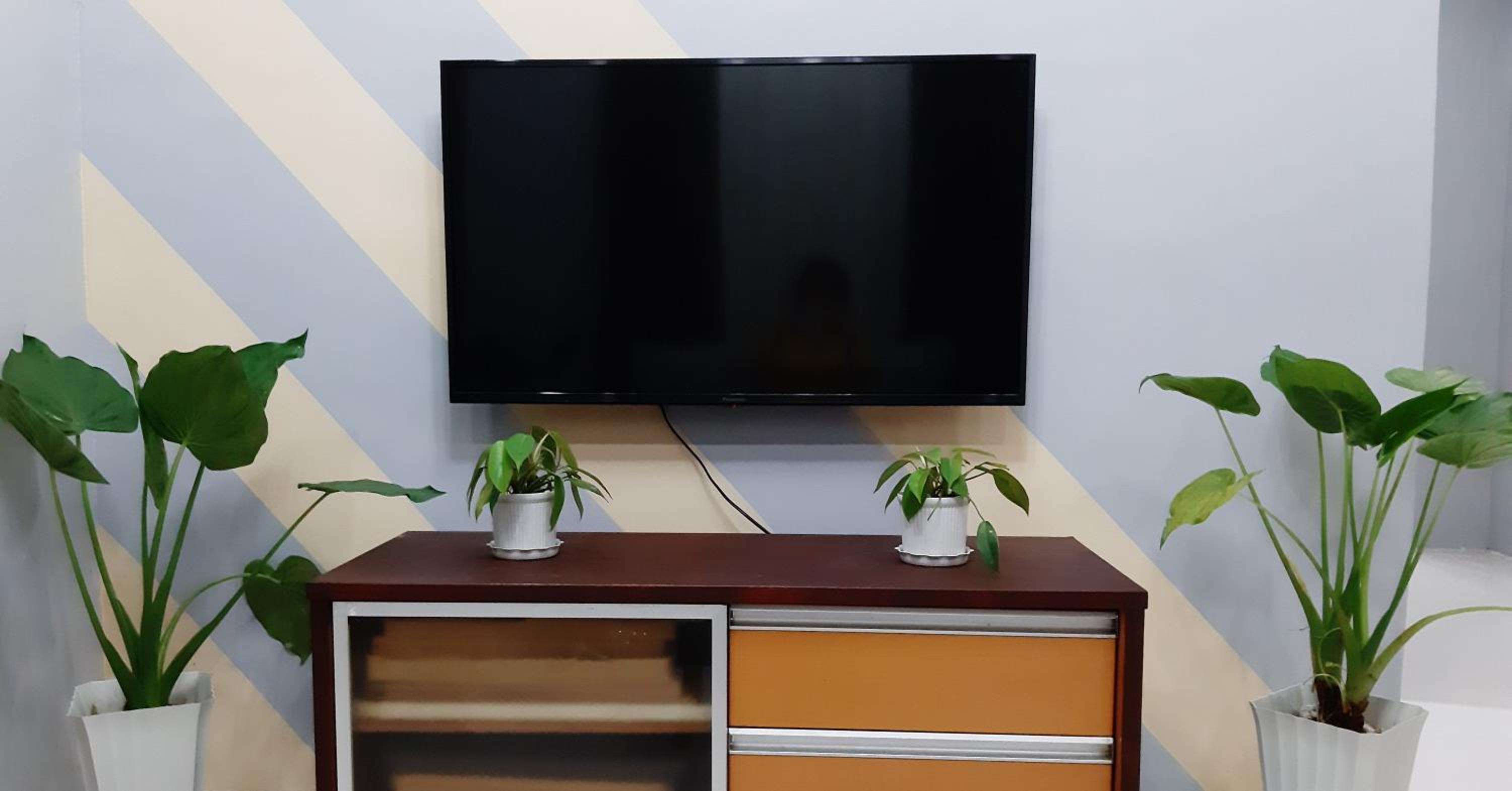 One-Bedroom Apartment - Photo 16