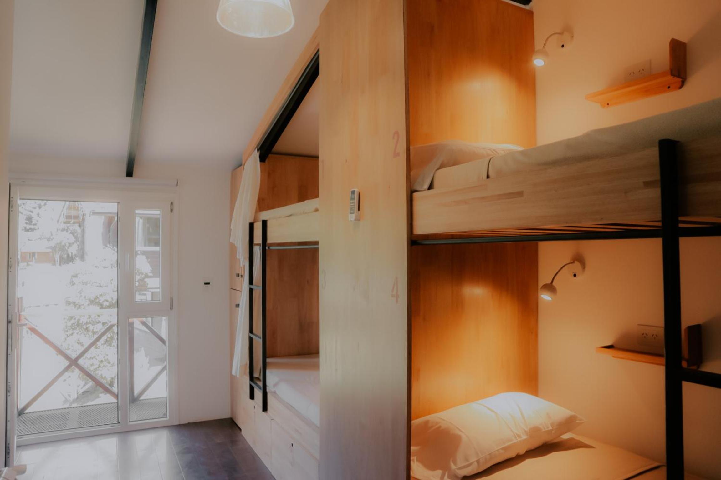 Bed in 4-Bed Mixed Dormitory Room photo 1