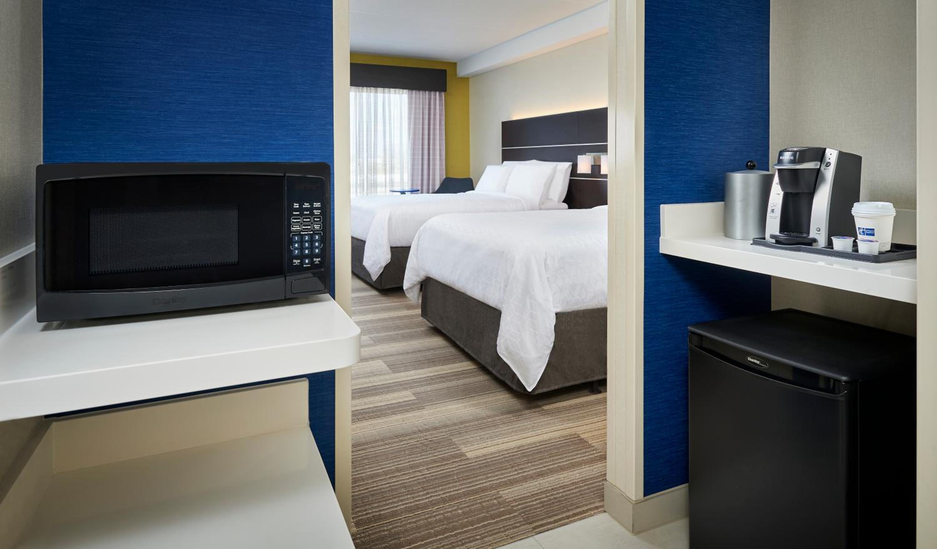 Standard Queen Room with Two Queen Beds and Mobility Accessible Tub - Photo 1