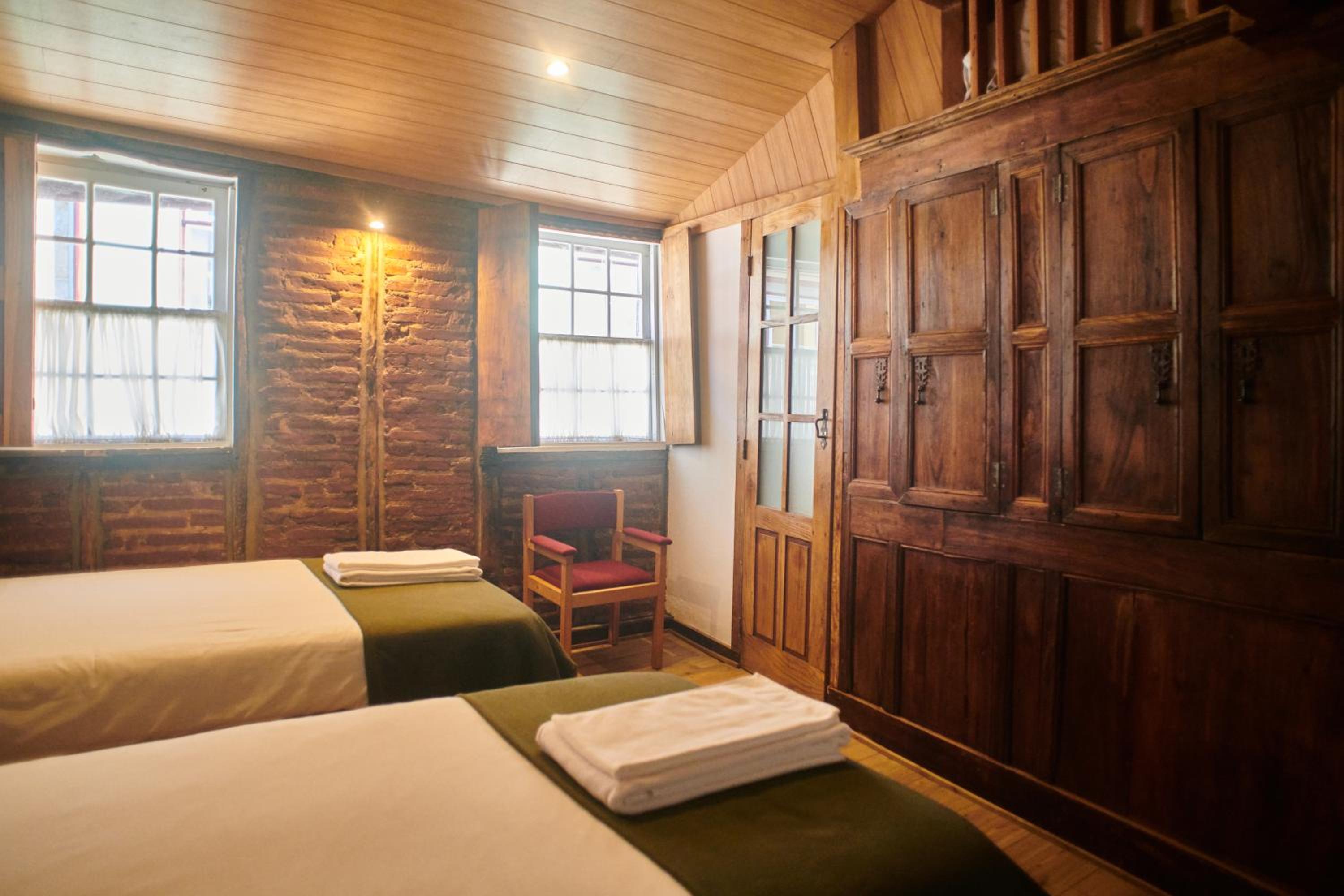 Triple Room with Private Bathroom - Photo 6