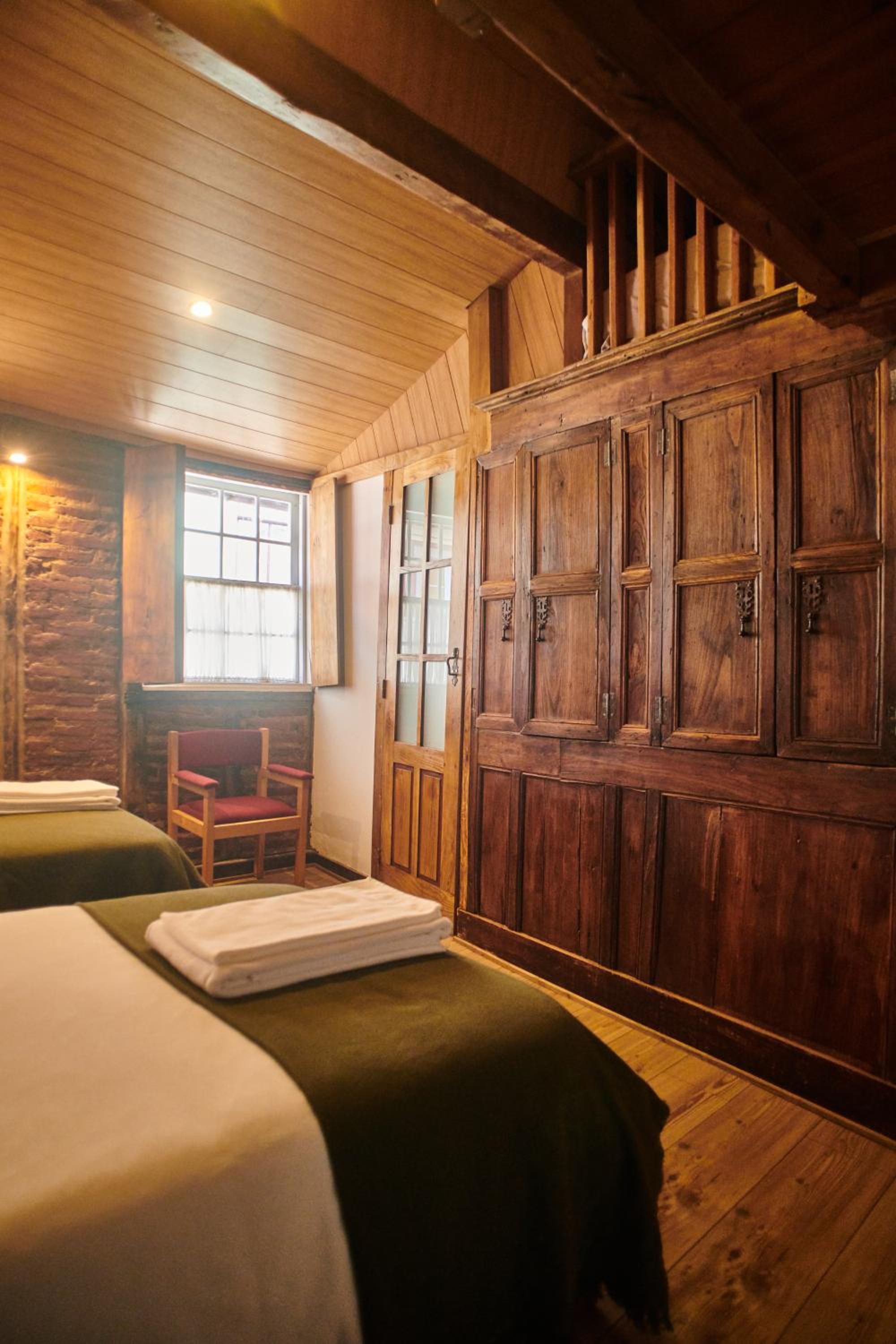 Triple Room with Private Bathroom - Photo 1