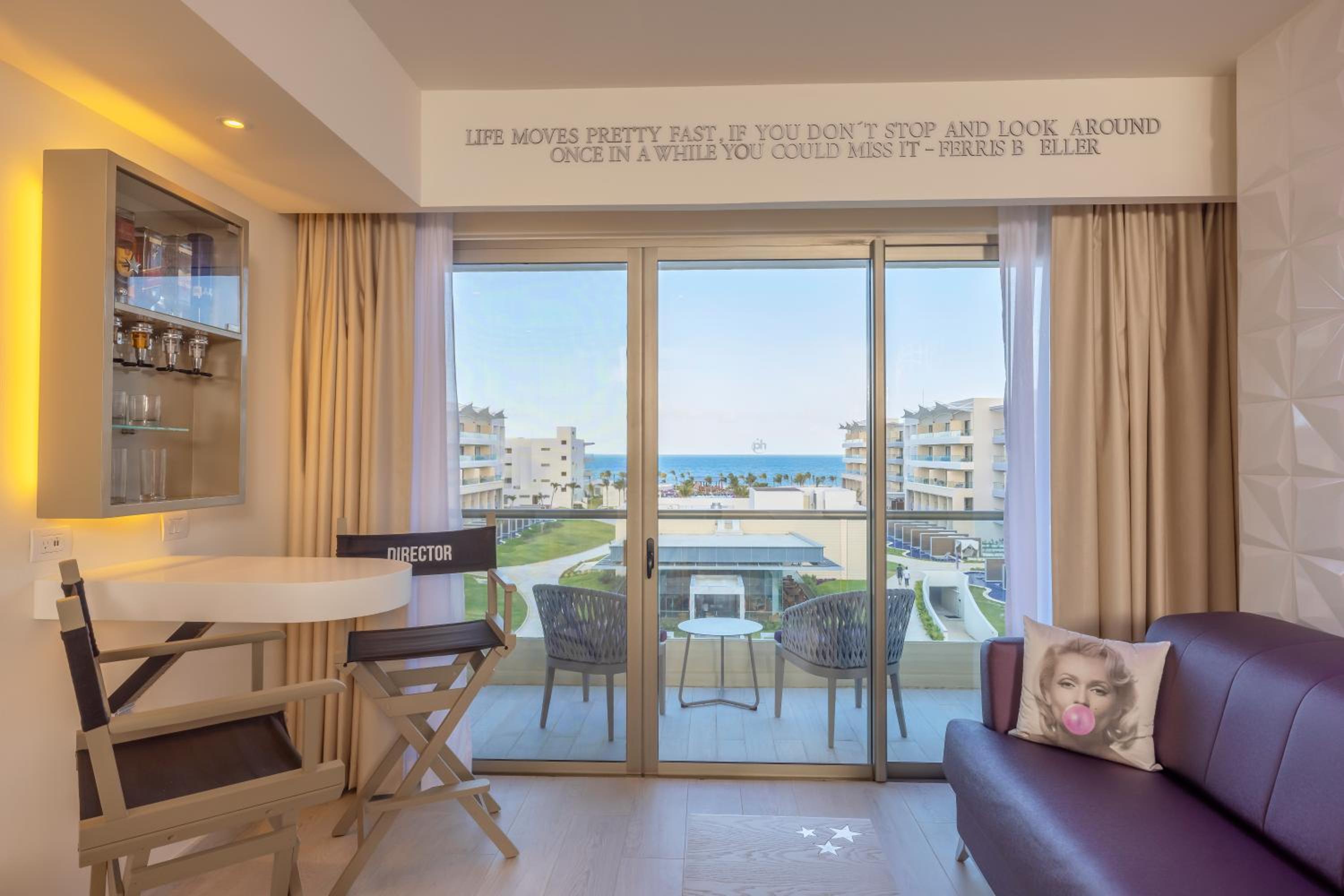 STAR Class Junior Suite Ocean View photo 3