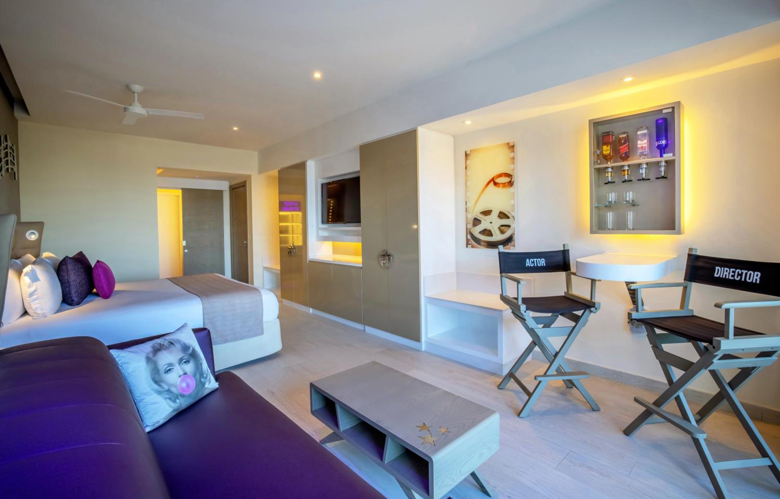 STAR Class Junior Suite Swim Out photo 2