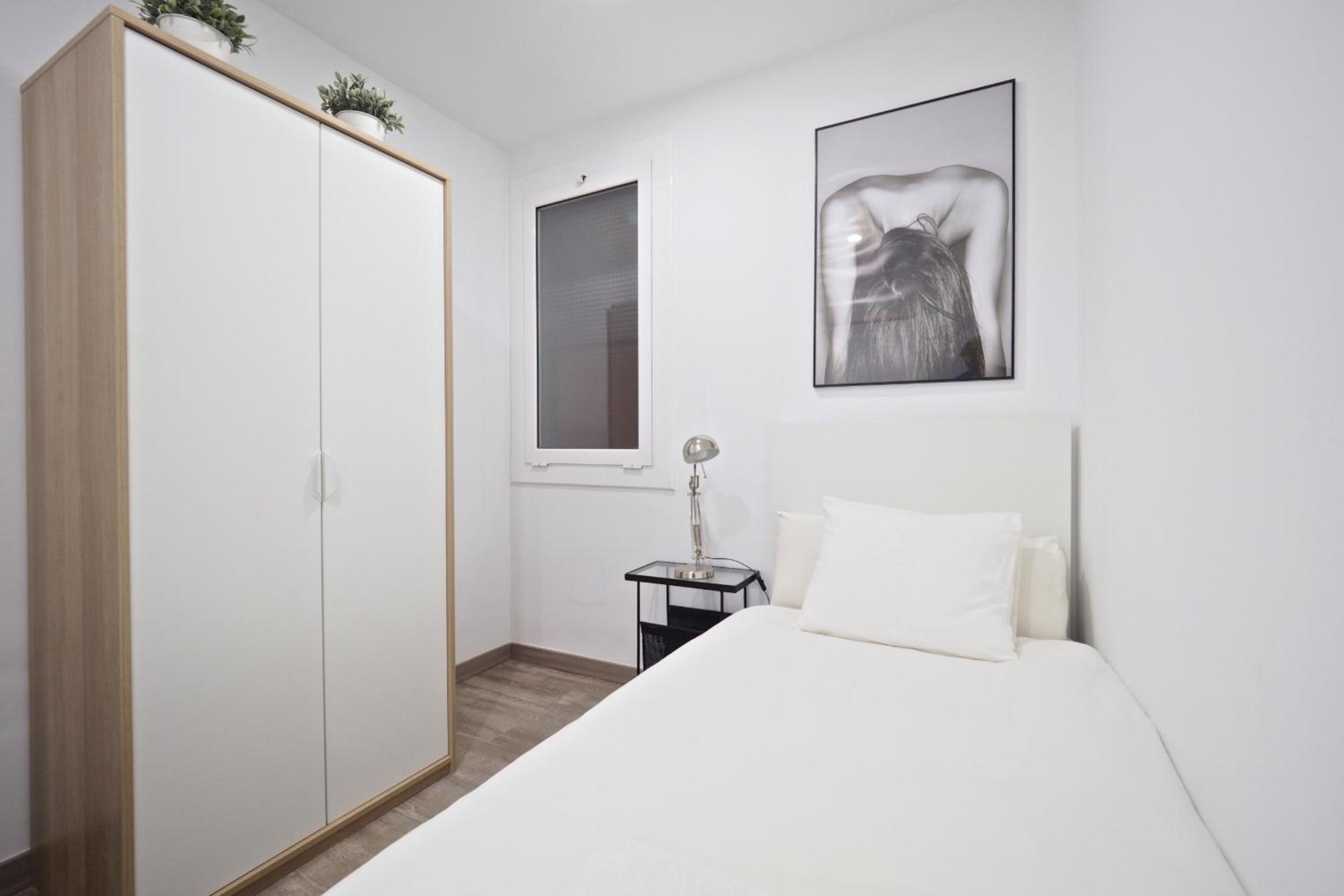 Apartment with Balcony G14 photo 3