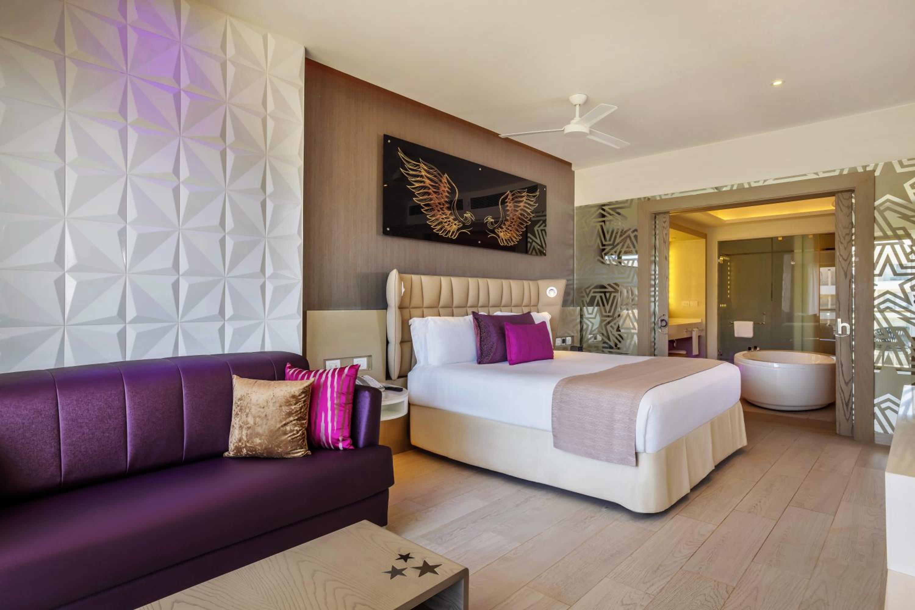 Directors Suite One Bedroom