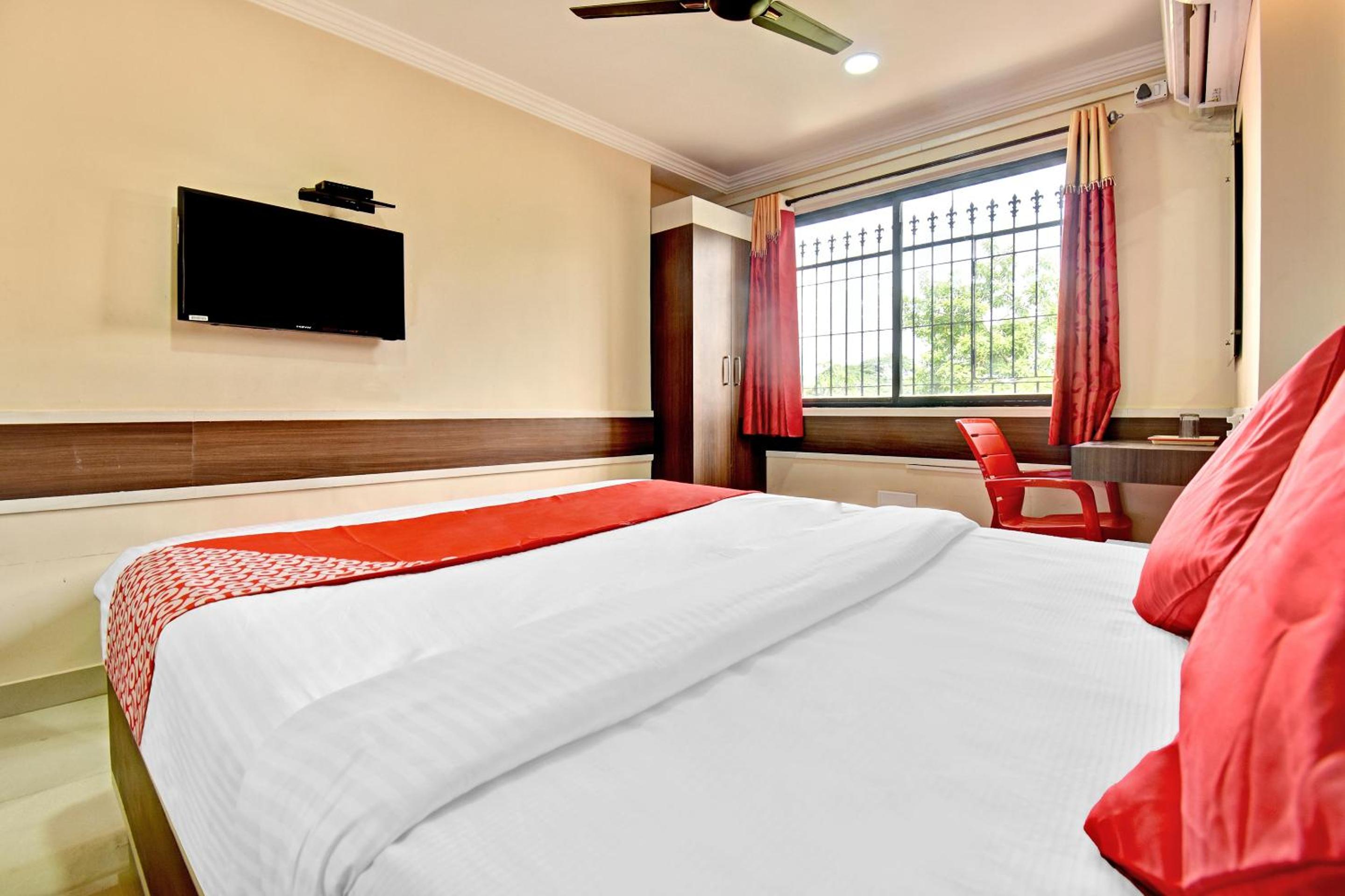 Classic Triple Room - Photo 9