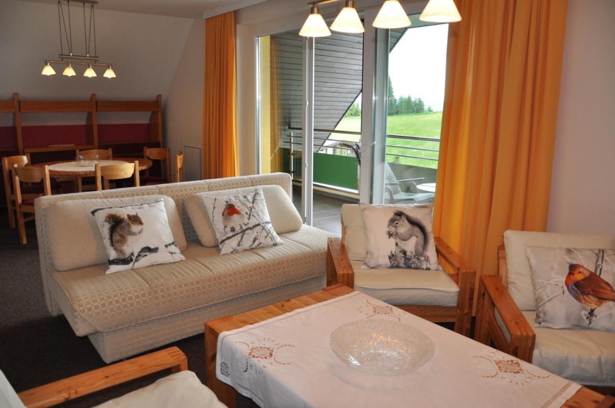 Two-Bedroom Apartment with Balcony photo 3