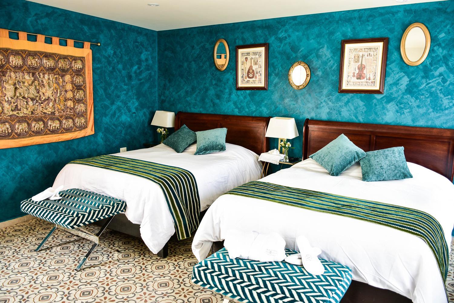 Deluxe Queen Room photo 2