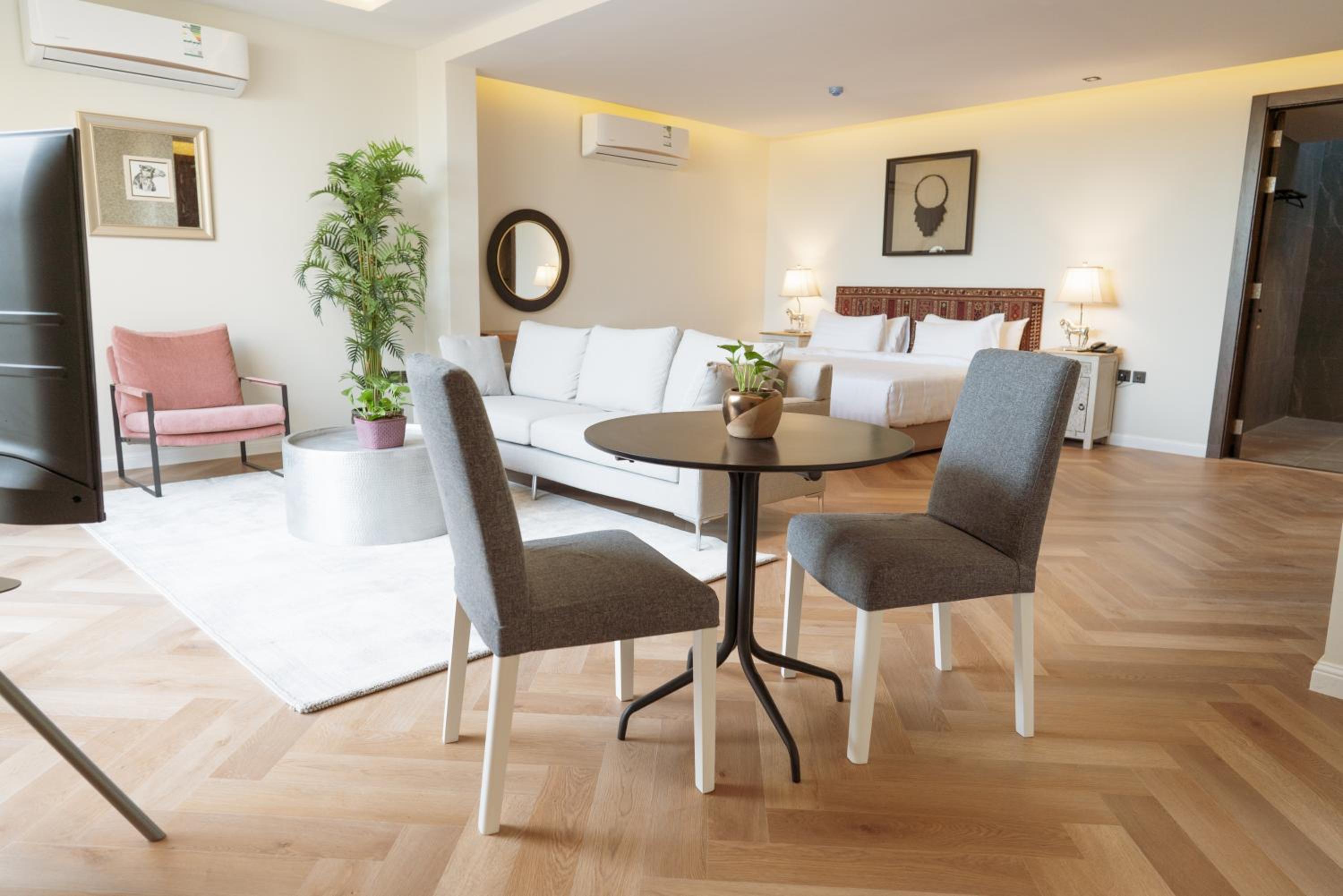 Suite with Private Pool