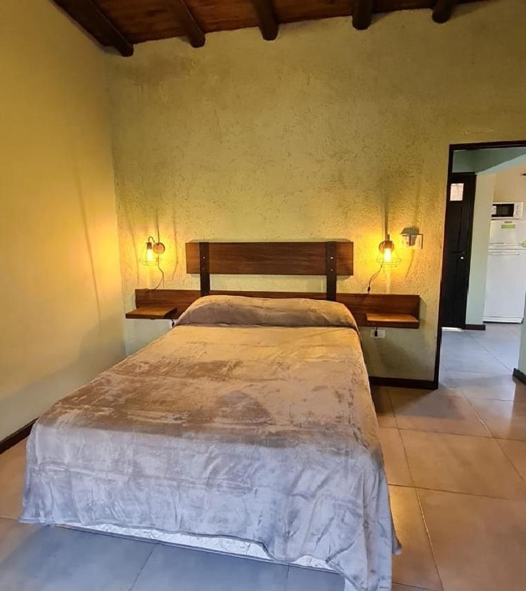 One-Bedroom House photo 1