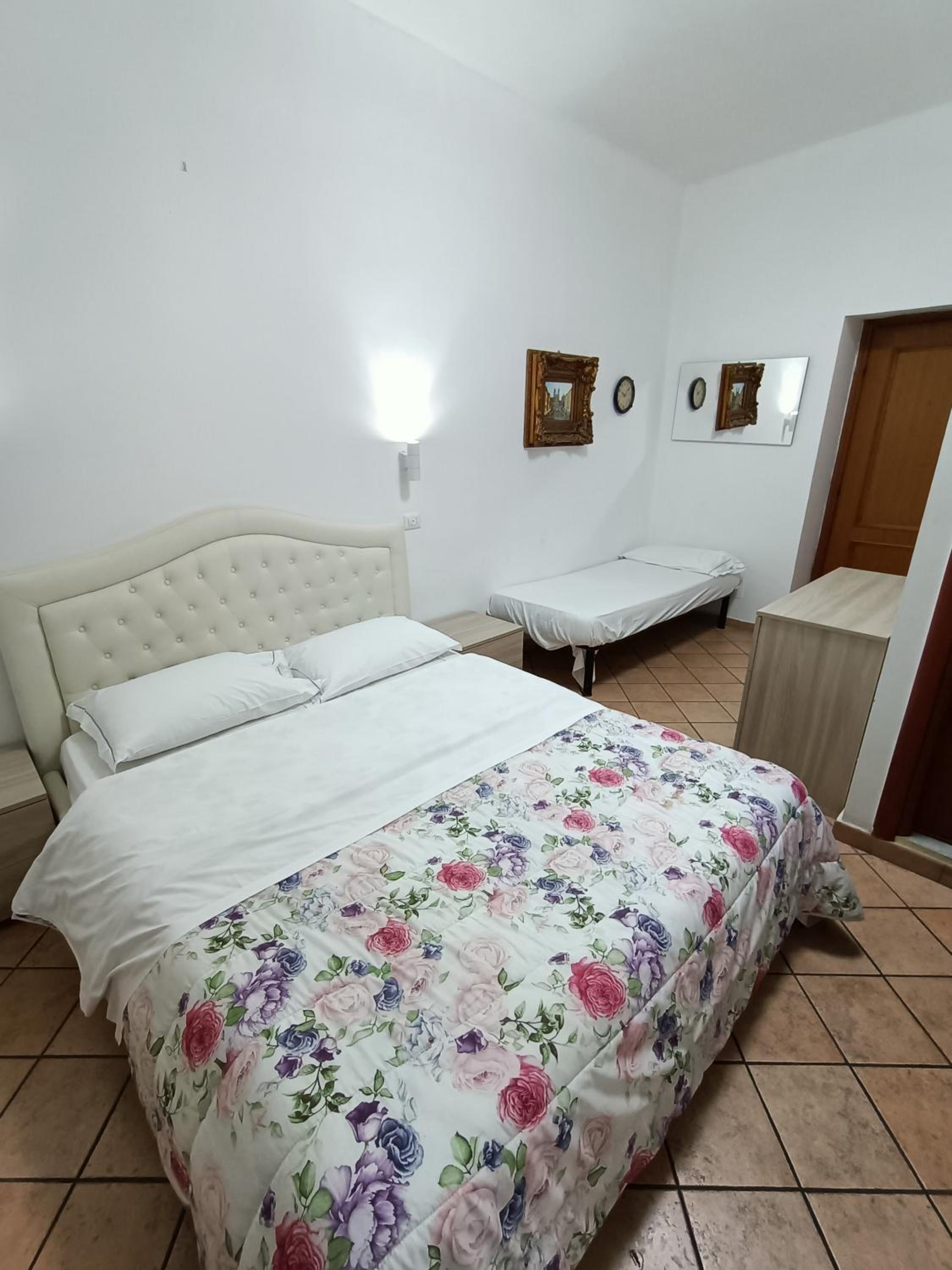 Quadruple Room With Private Bathroom