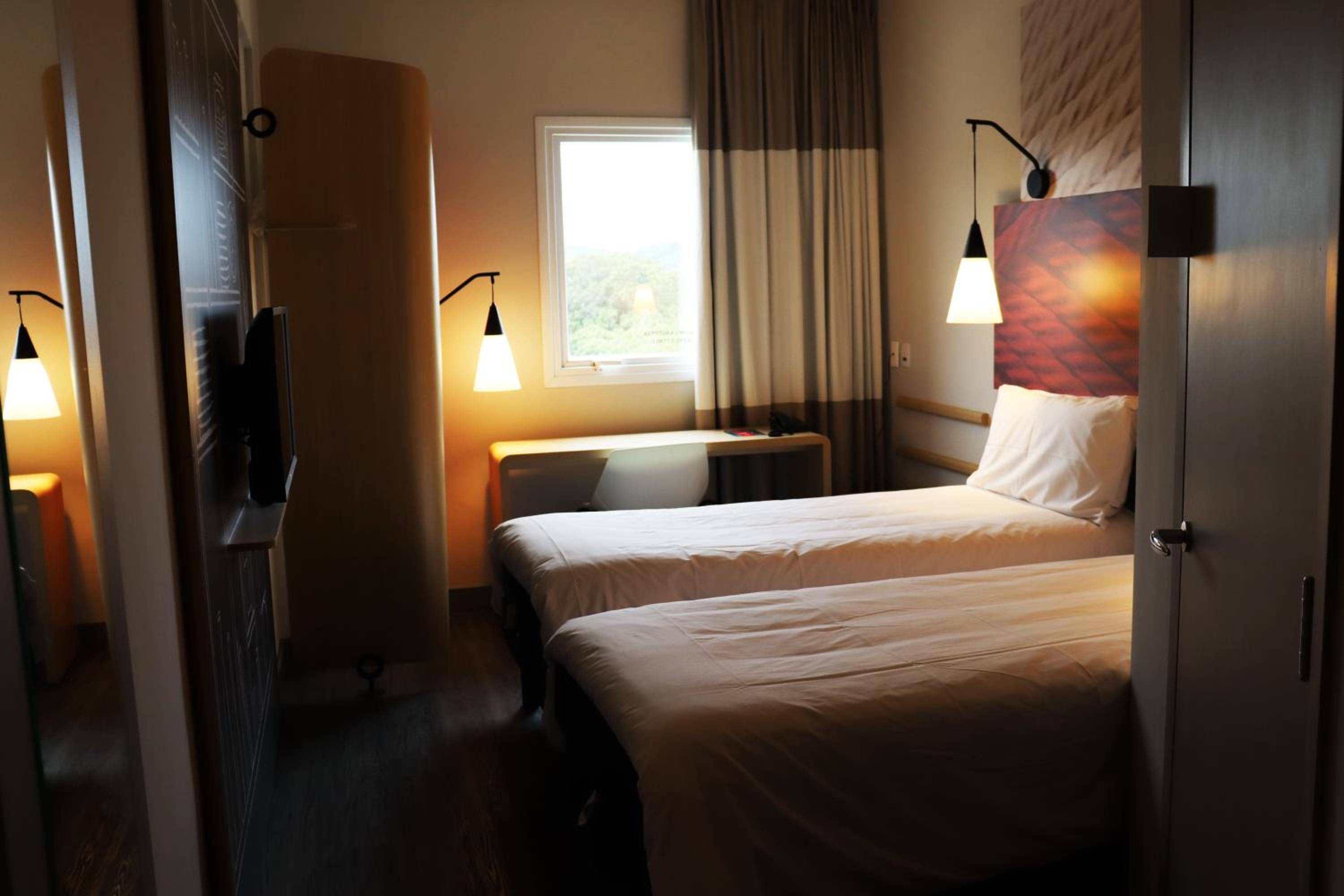 Standard Twin Room photo 1