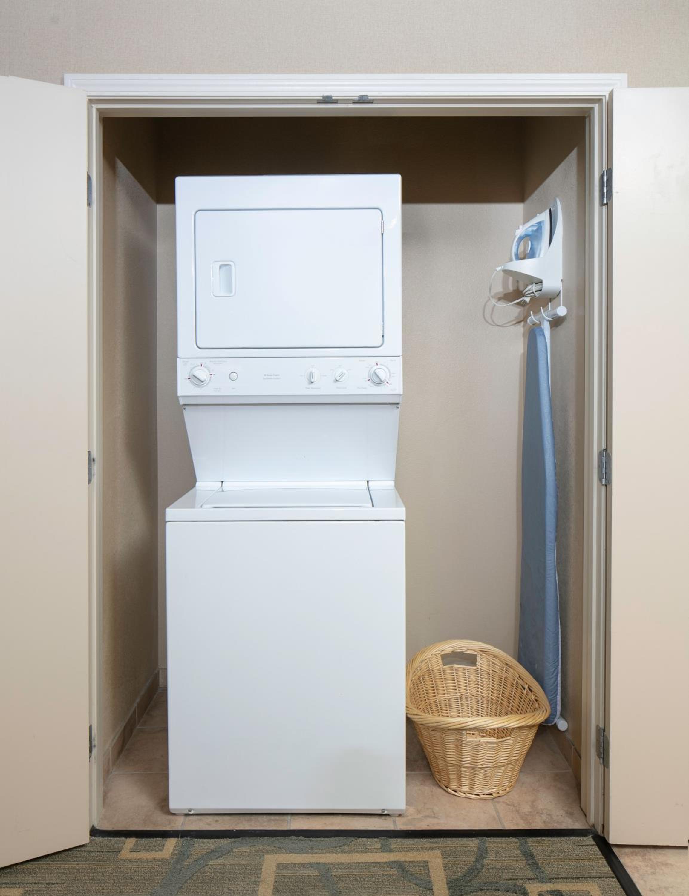 Two-Bedroom Suite photo 2
