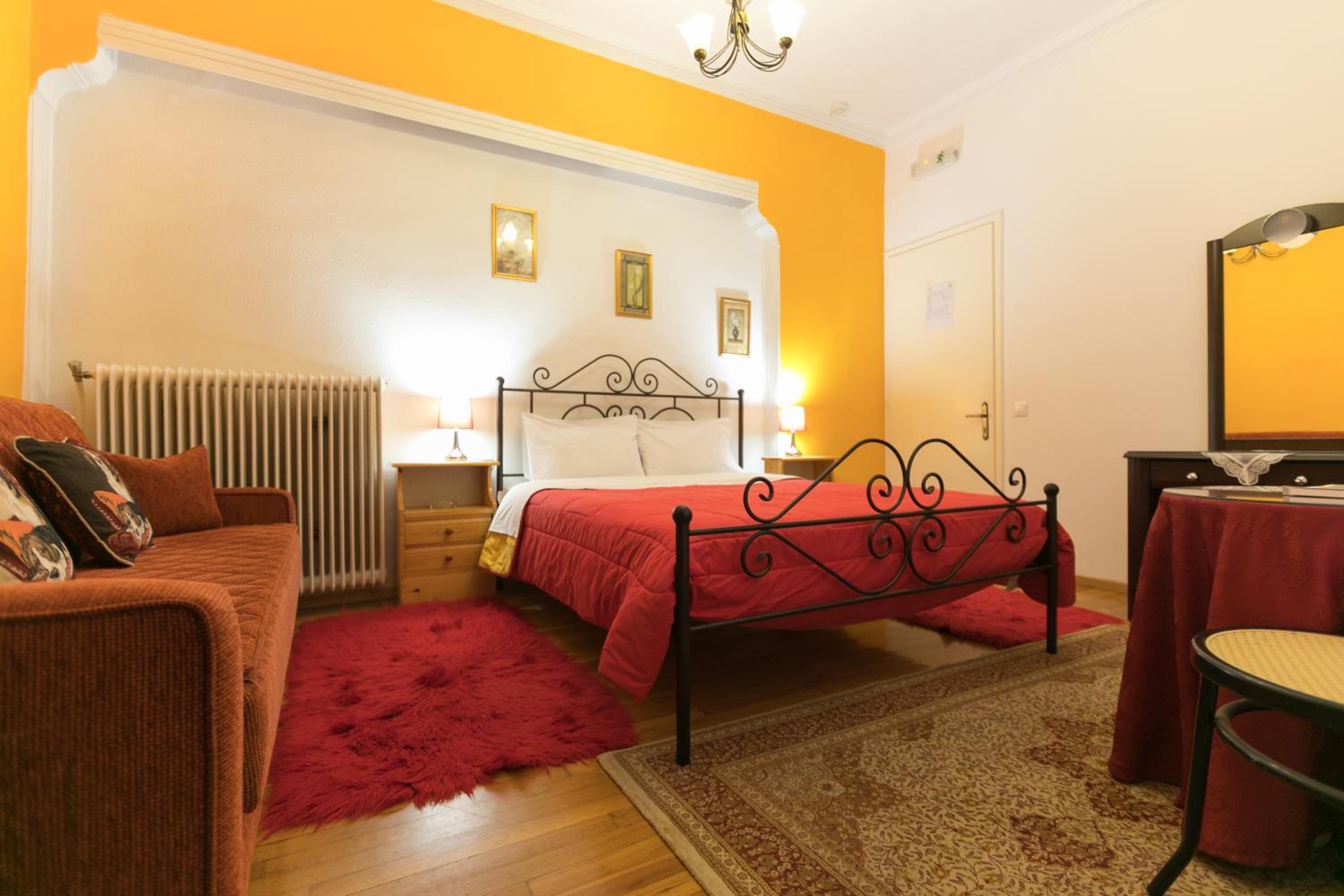 Standard Double Room - Photo 3