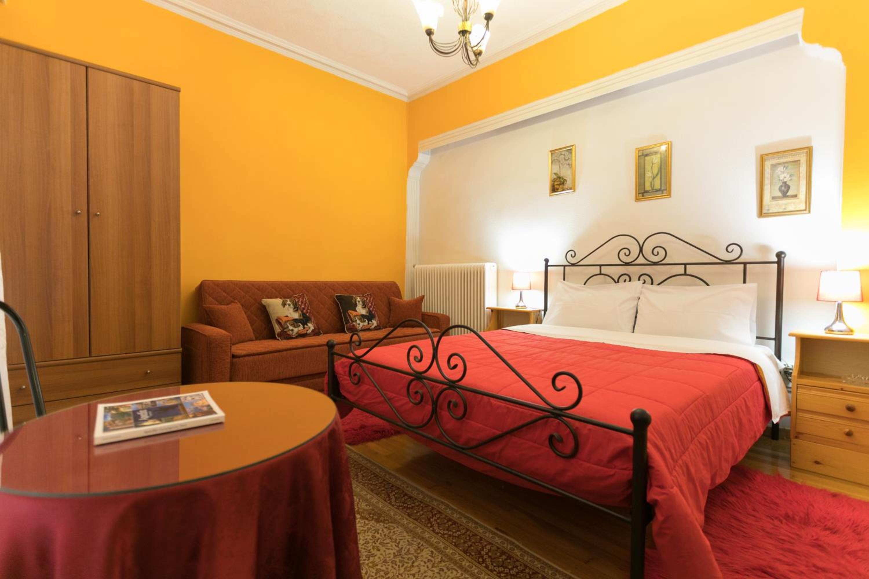 Standard Double Room - Photo 4