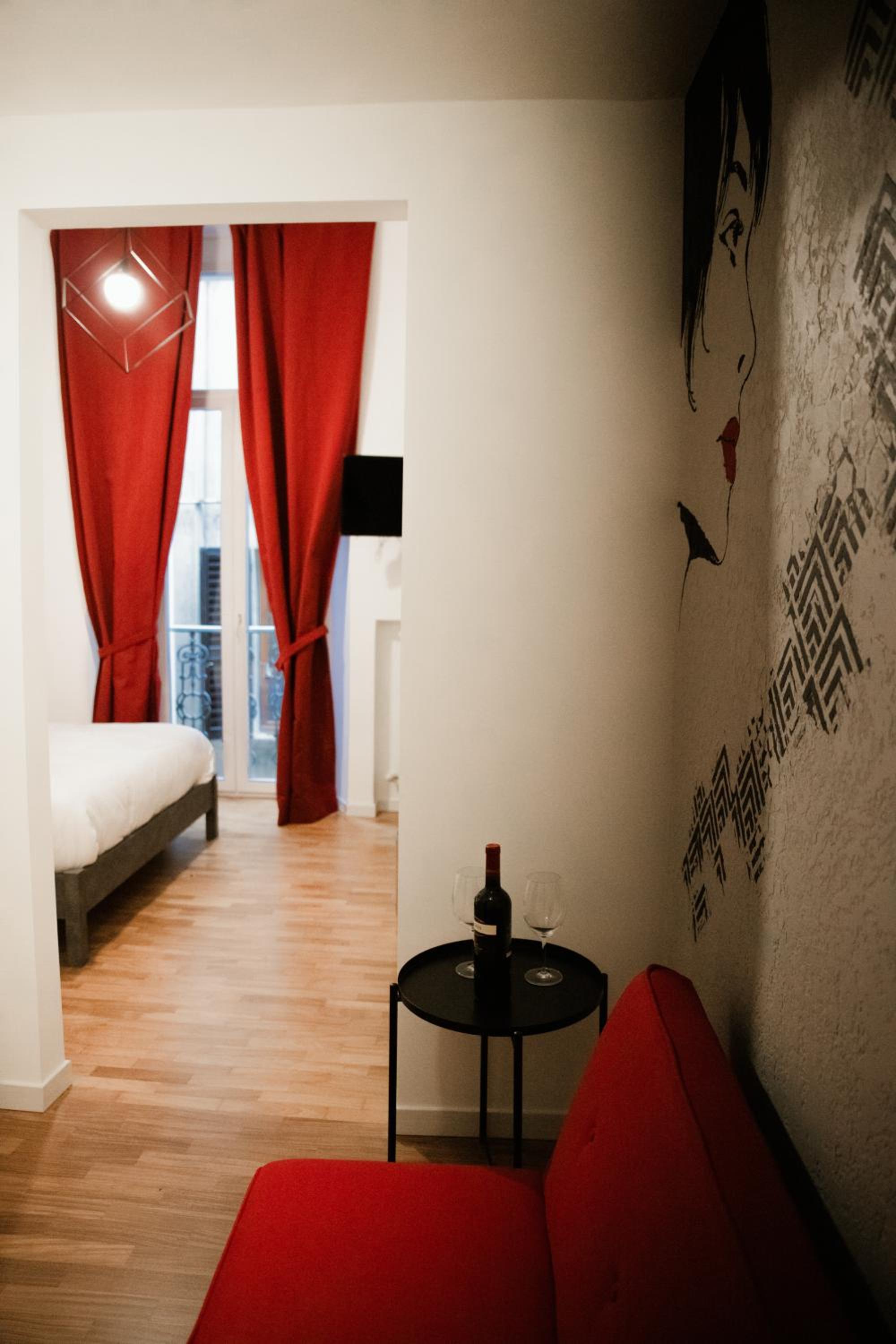 Large Double Room photo 3