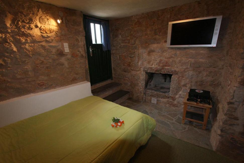 One-Bedroom Apartment with Sea View photo 1