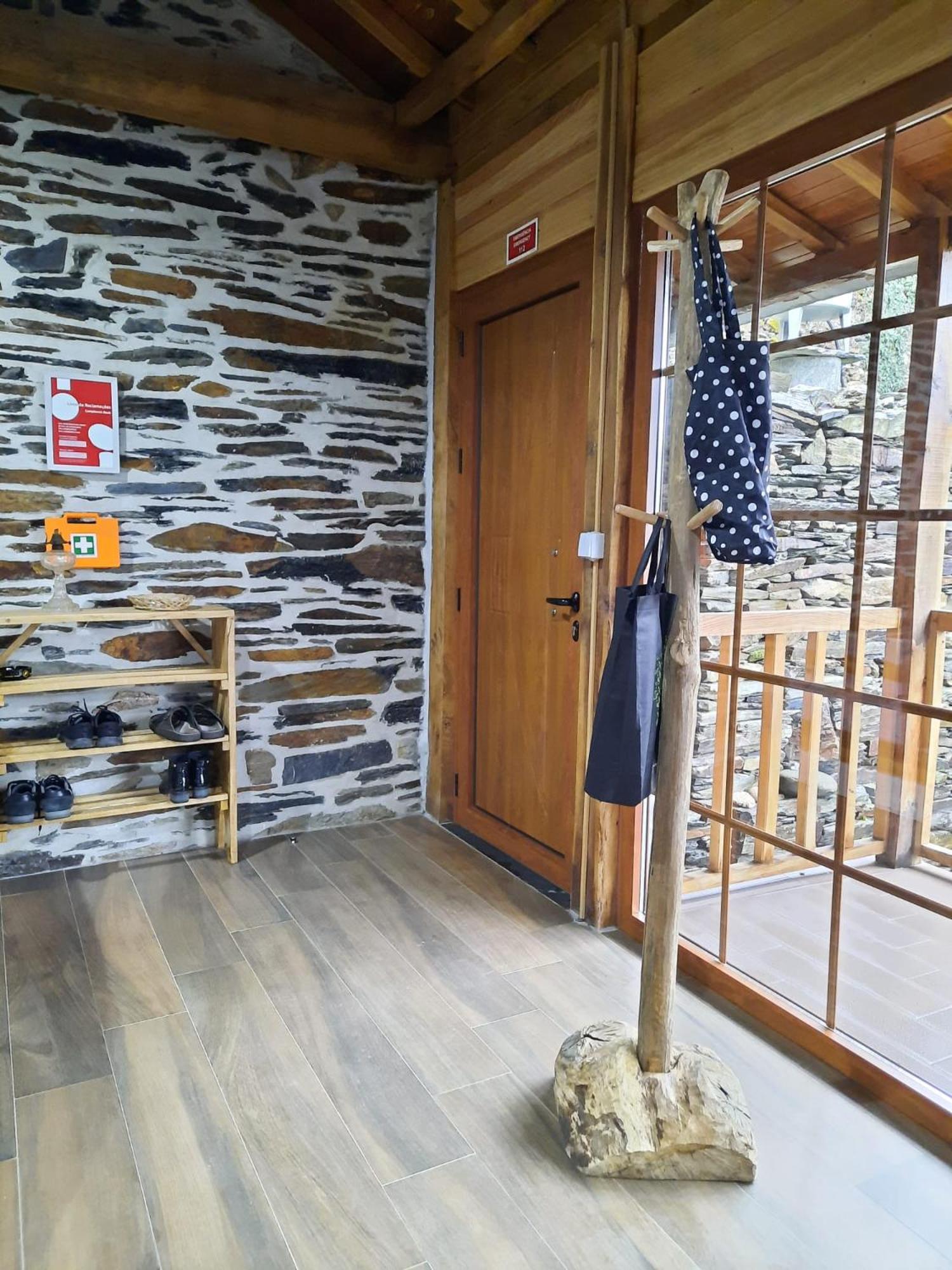 Two-Bedroom House - Photo 5