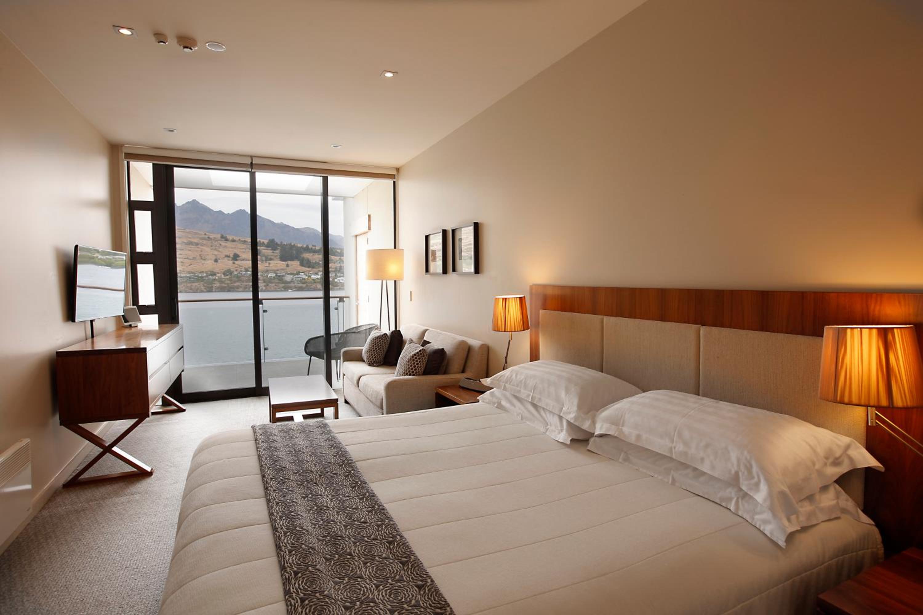King Room with Lake View