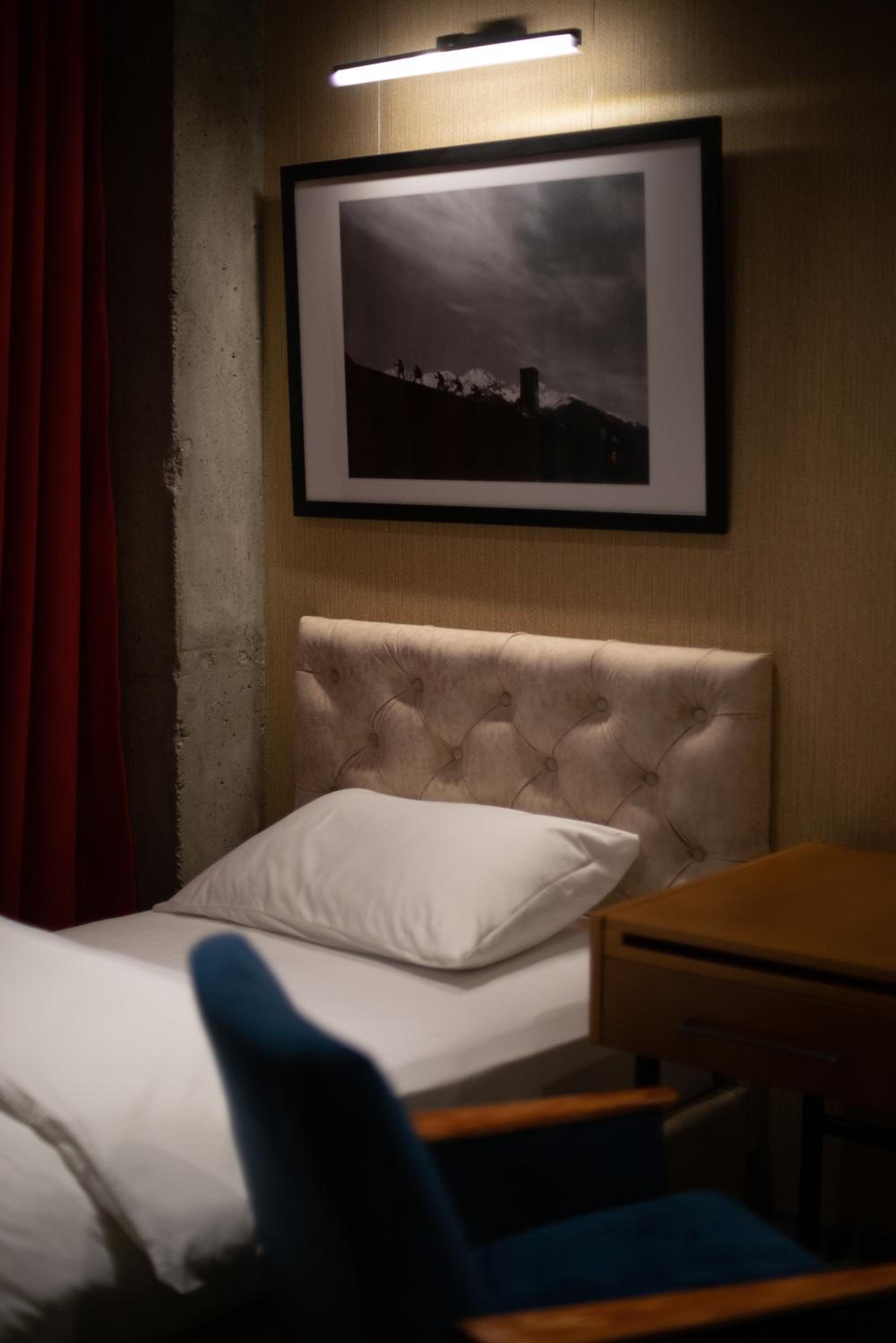 Twin Room with Mountain View