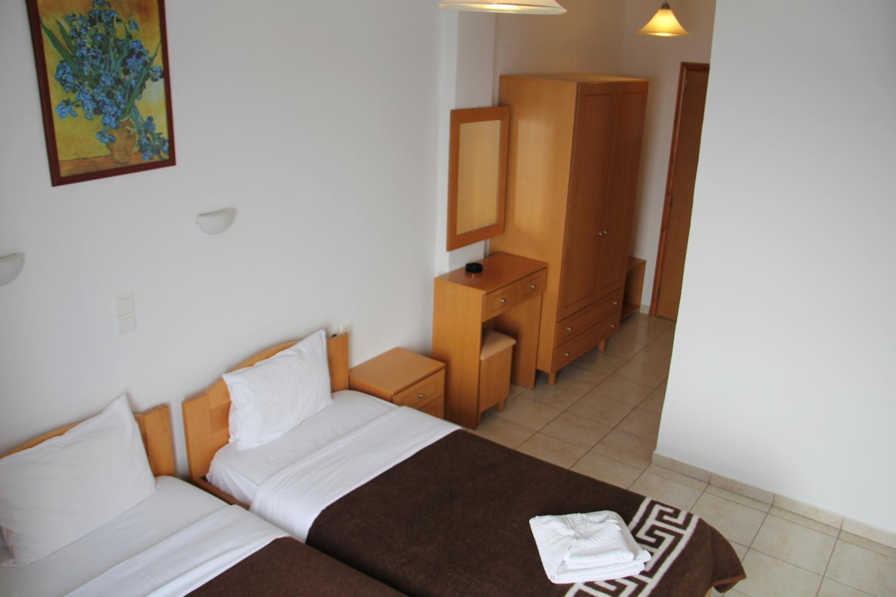 Superior Double or Twin Room with Sea View - Photo 1